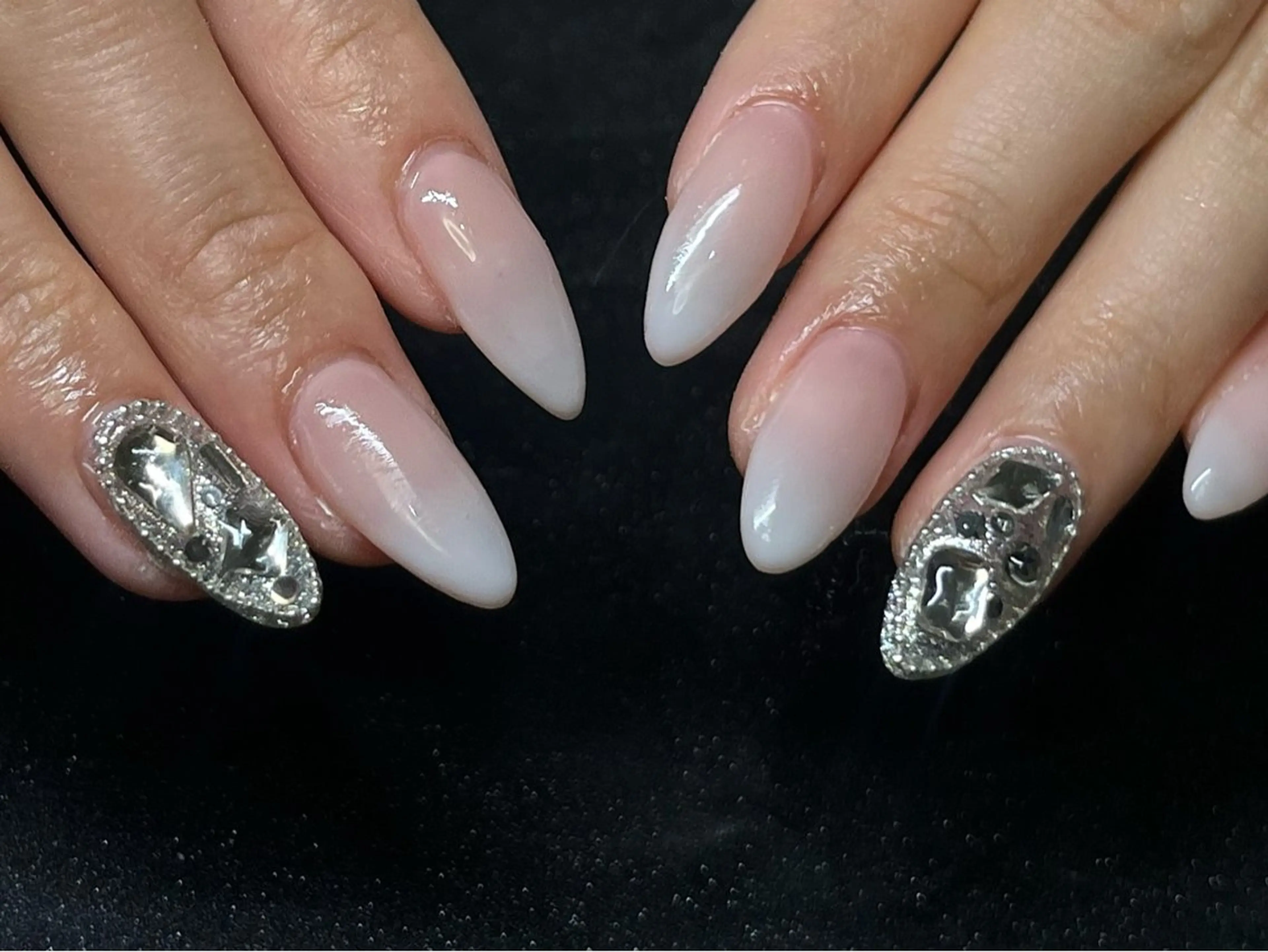 ネイル Chika .のネイルデザイン