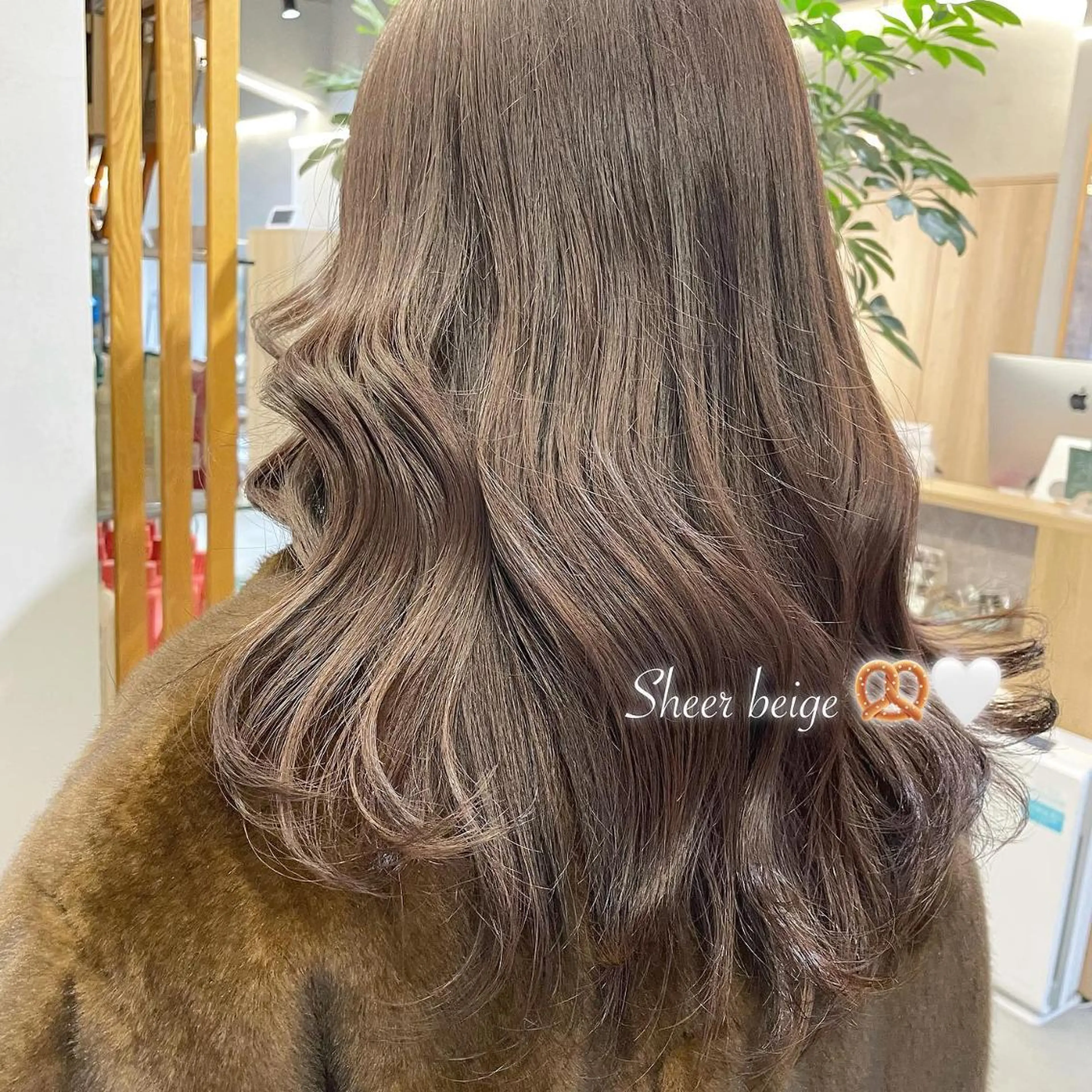 カラー ヘアアレンジ ブリーチ 透明感カラー ブリーチなしカラー 𝙢𝙞𝙮𝙪🎀 girly hairのヘアスタイル