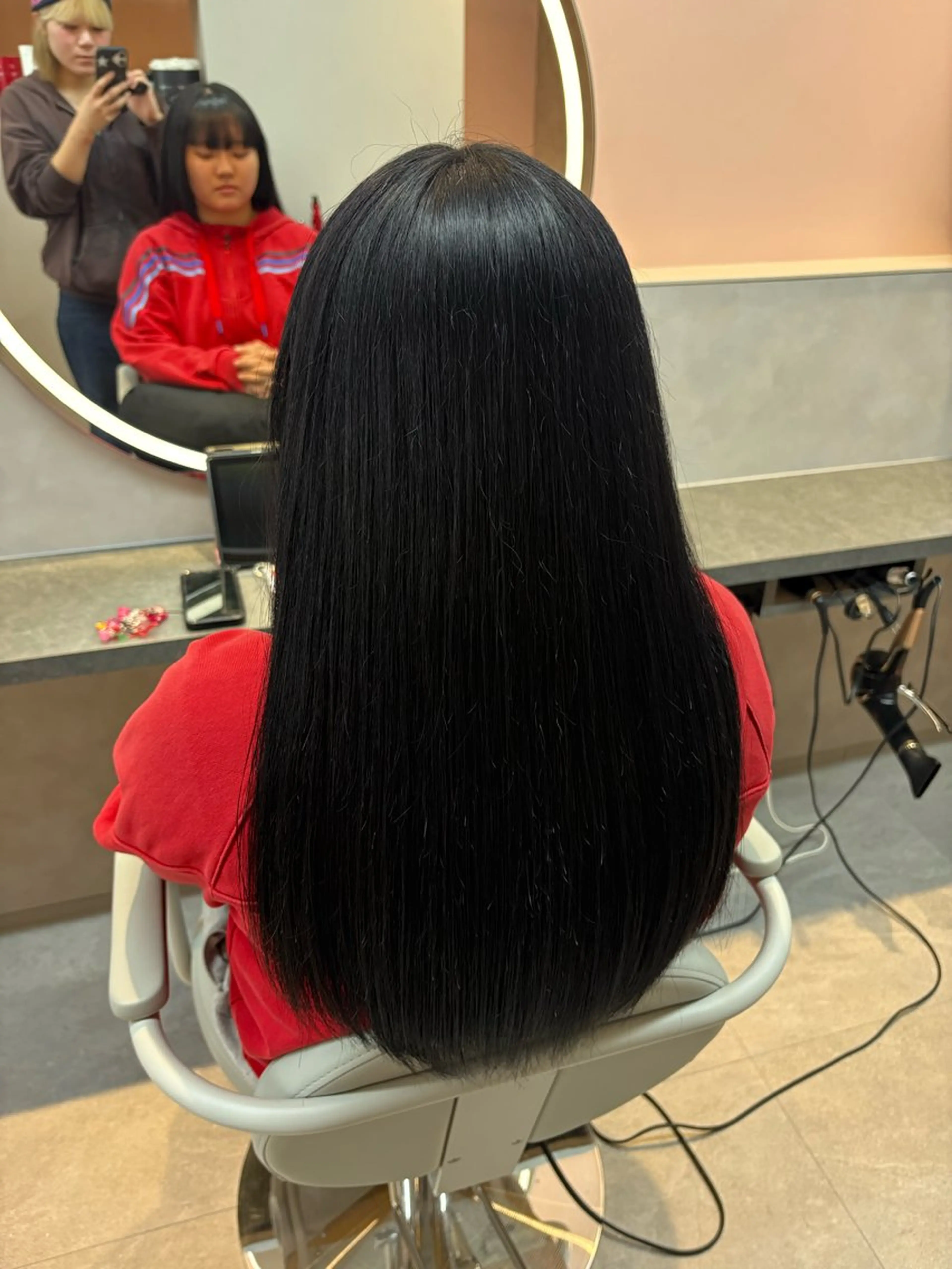 カラー ShioRi/博多/ ブリーチ/ハイトーンのヘアスタイル