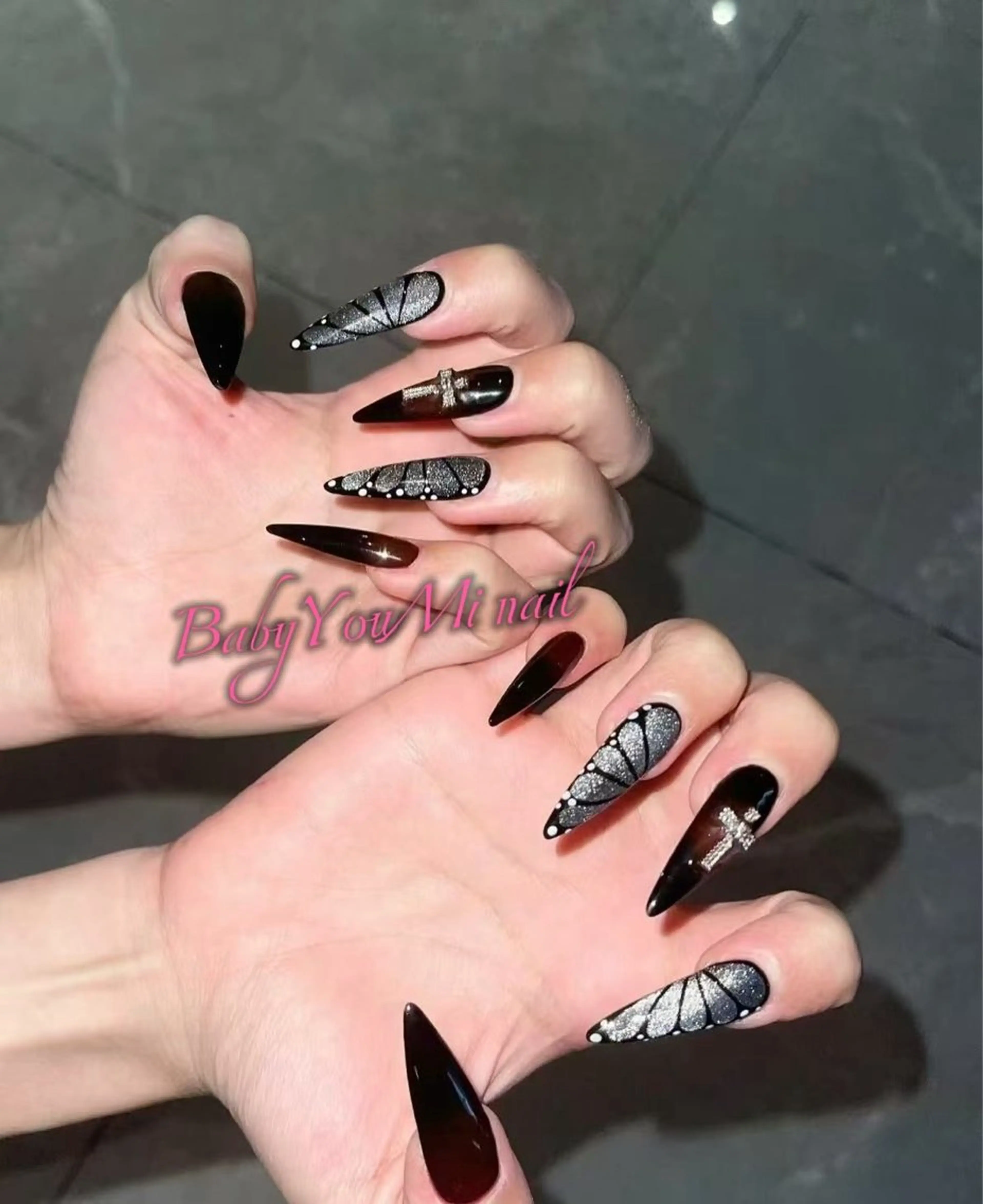 ネイル オーロラネイル 成人式 フットネイル フレンチネイル ジェルネイル ハンドネイル Oomiya 服部のネイルデザイン