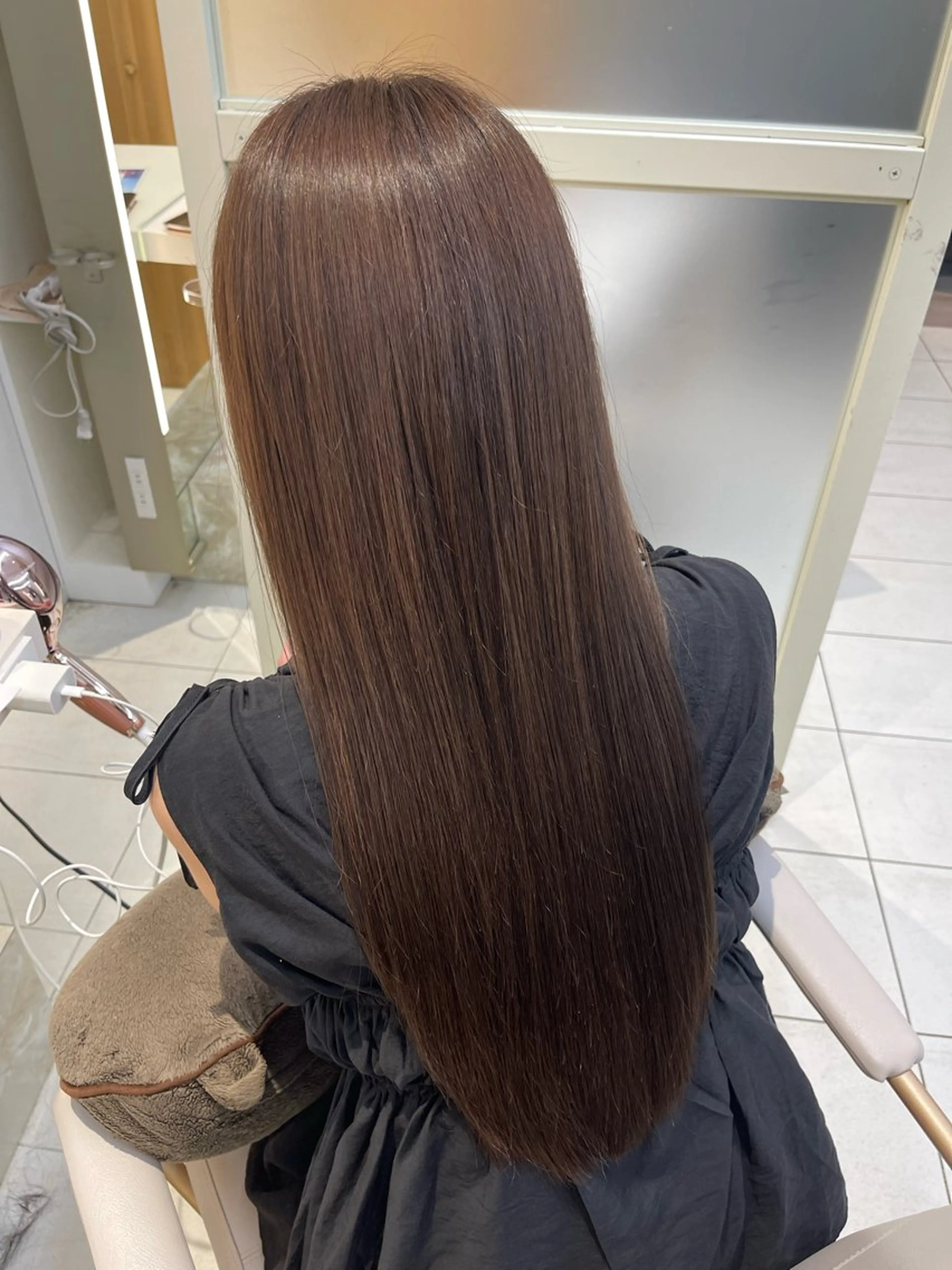 ロング 𝐑𝐞𝐨/透明感 𝐜𝐨𝐥𝐨𝐫のヘアスタイル