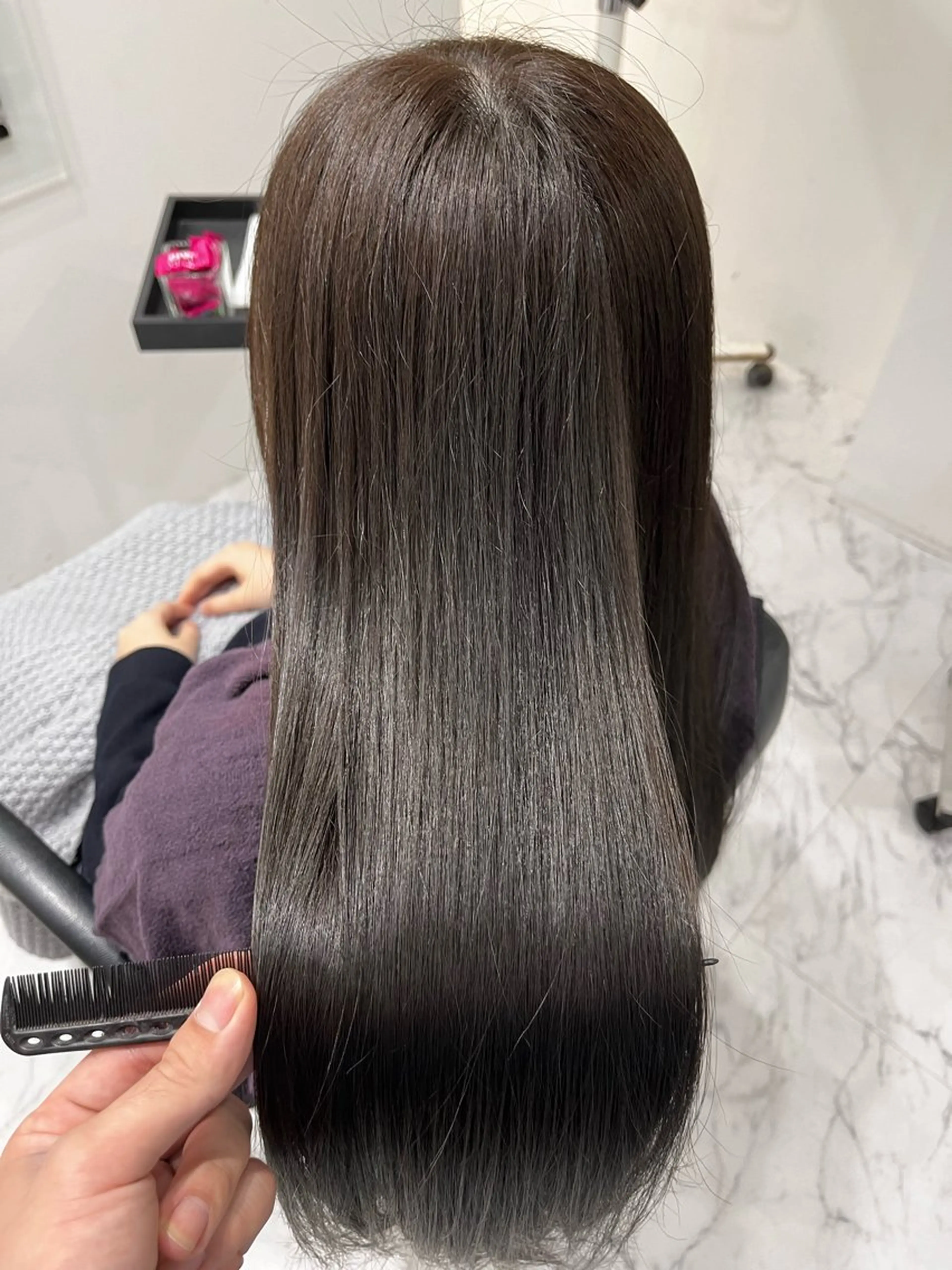 ロング カラー 赤み消し透明感カラー オオヤマのヘアスタイル