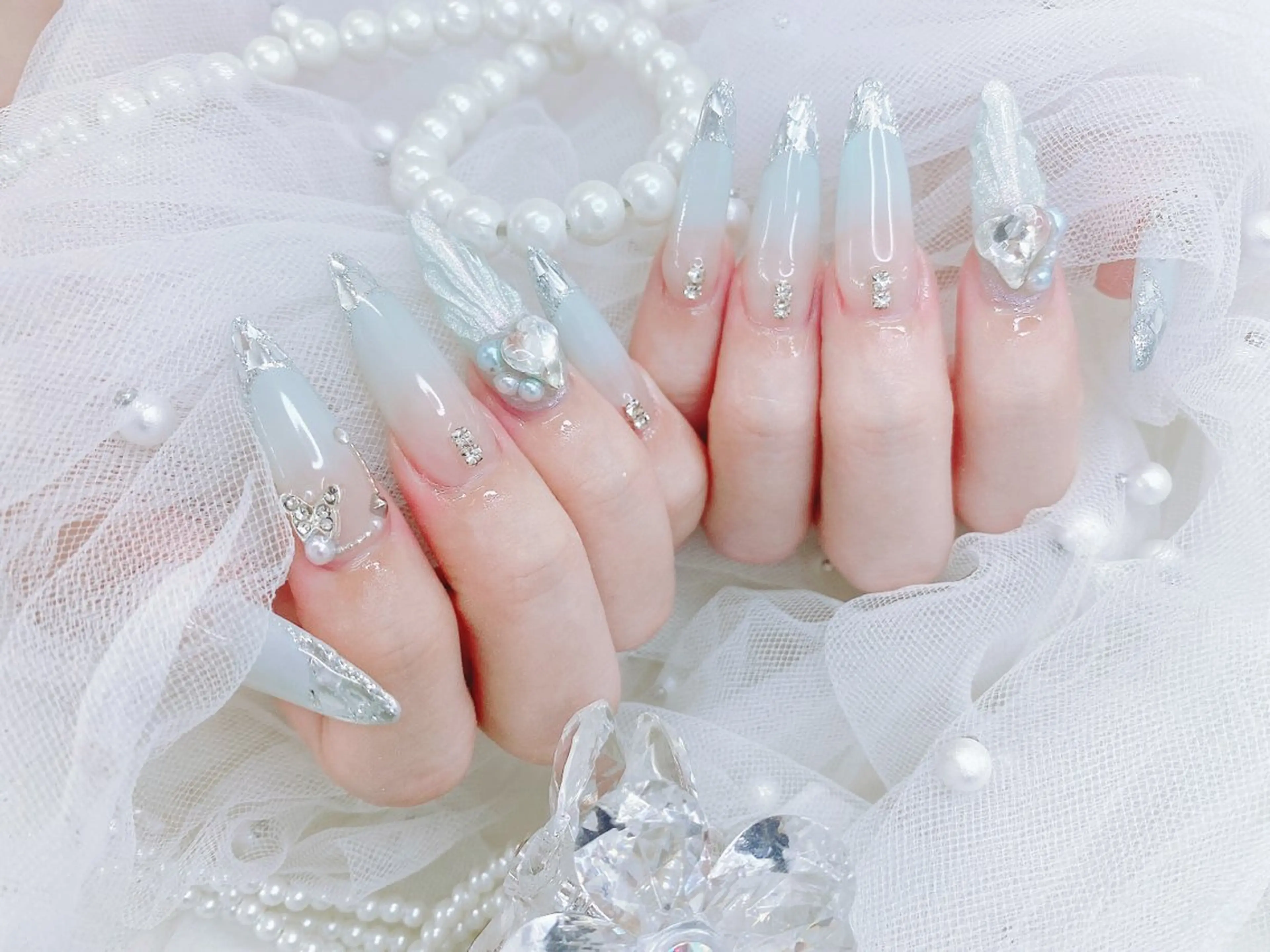 ネイル ハヤシ ミカのネイルデザイン