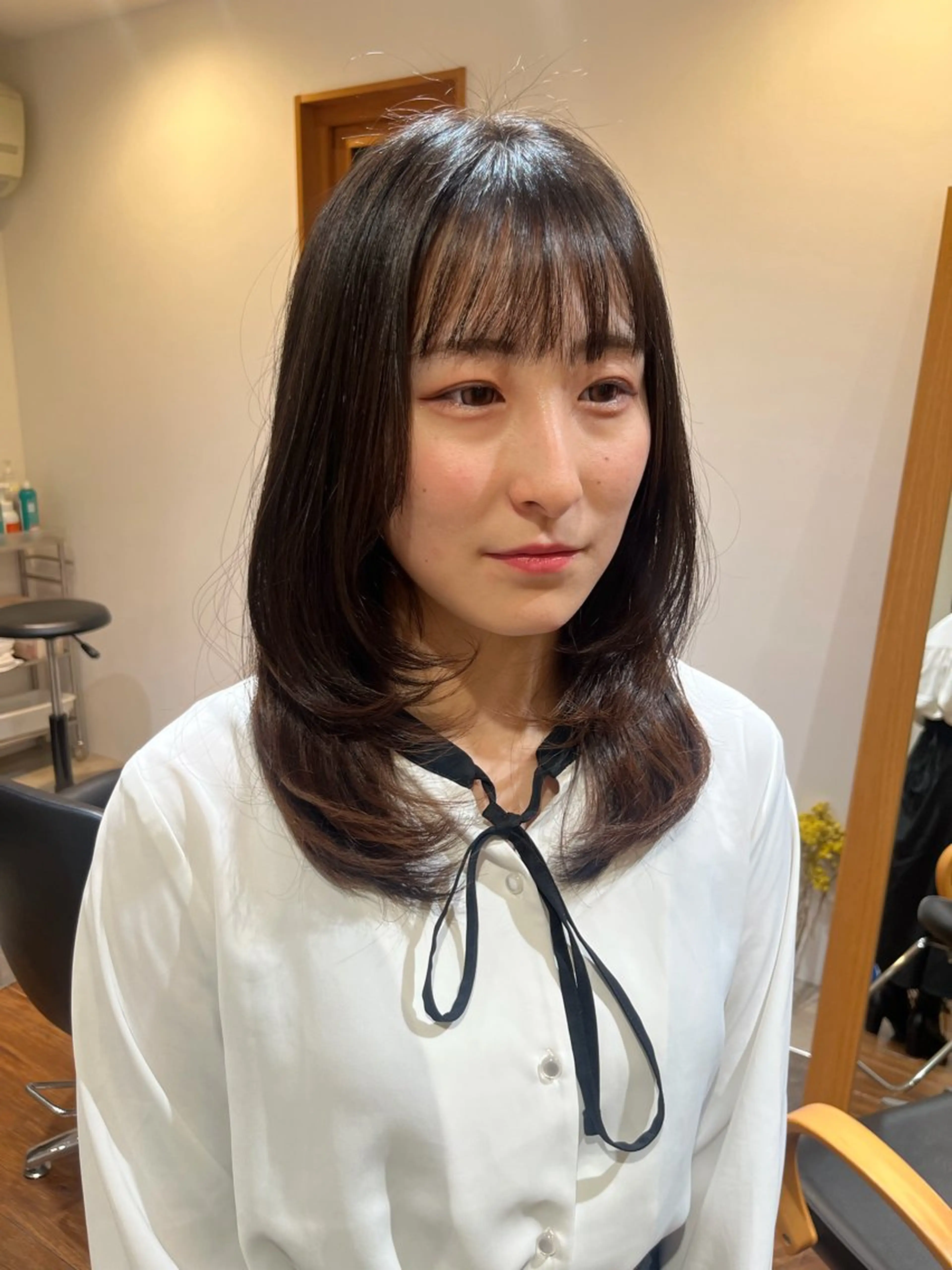 セミロング カラー ヘアアレンジ ボブ 顔まわりレイヤー 顔周りカット レイヤーカット カット 無料カットモデル‪✨ ✂️Nanami🌷のヘアスタイル