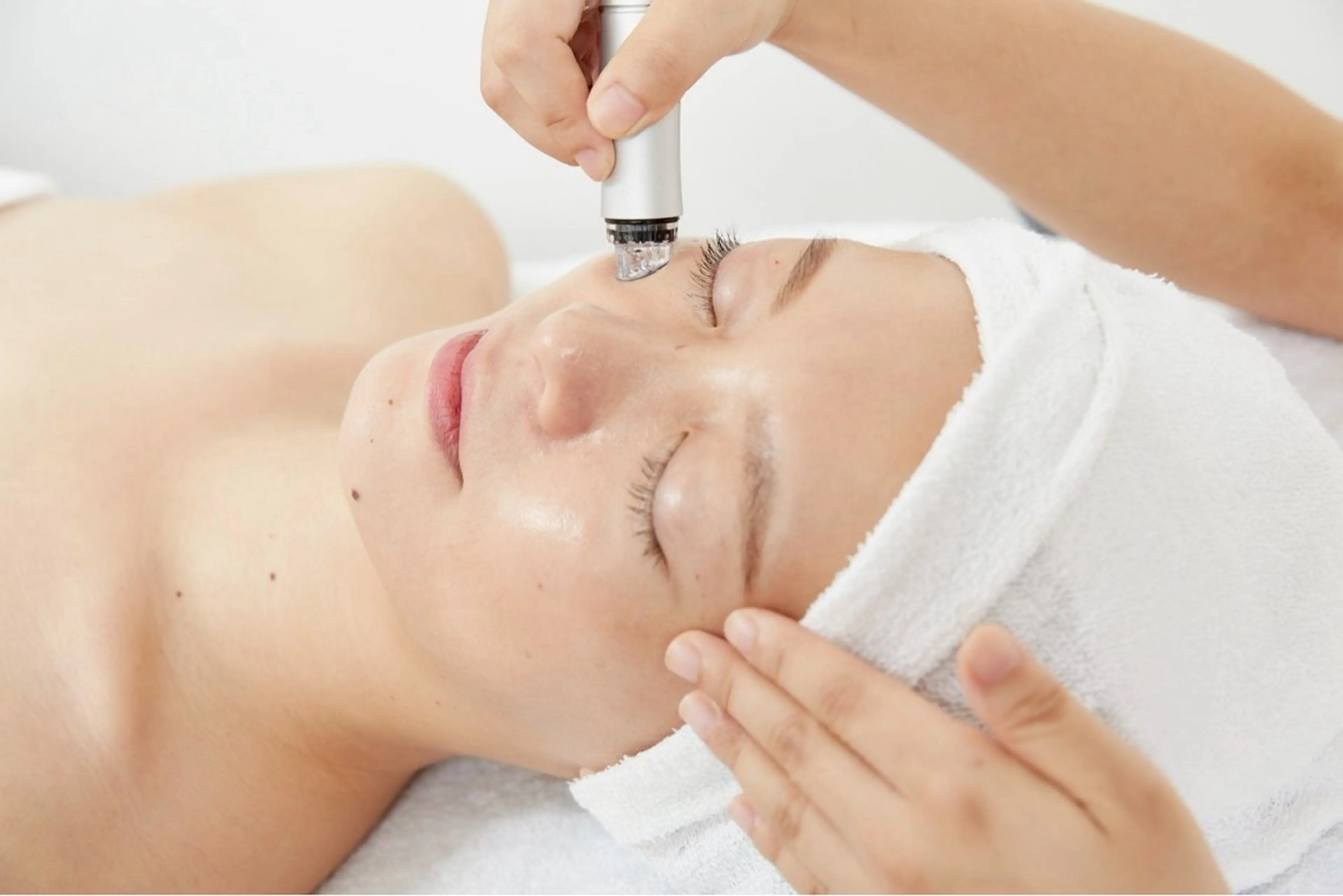 毛穴洗浄☆ハイドラフェイシャルの写真