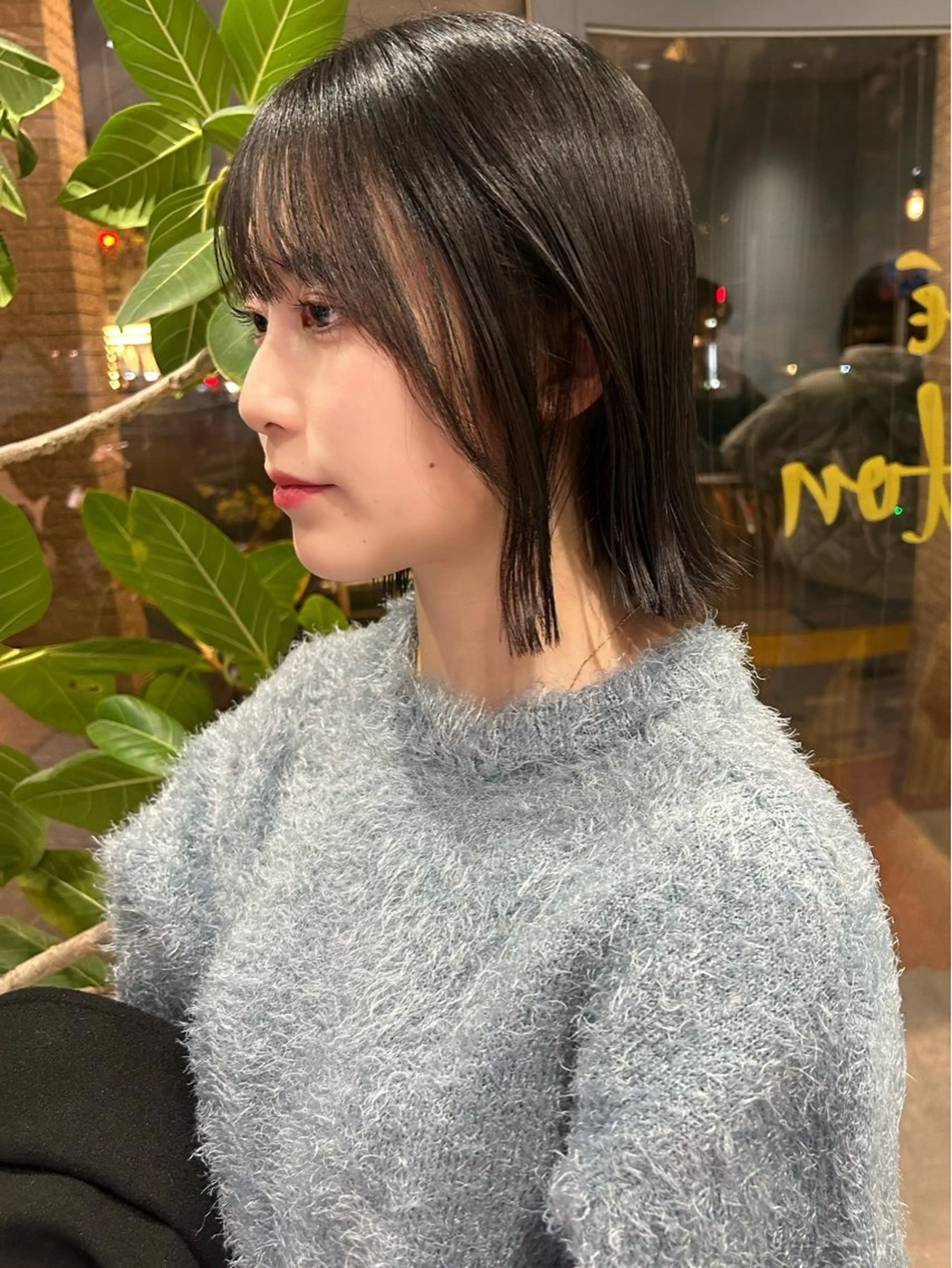 ミディアム カット トリートメント urara/ショート /透明感カラーのヘアスタイル