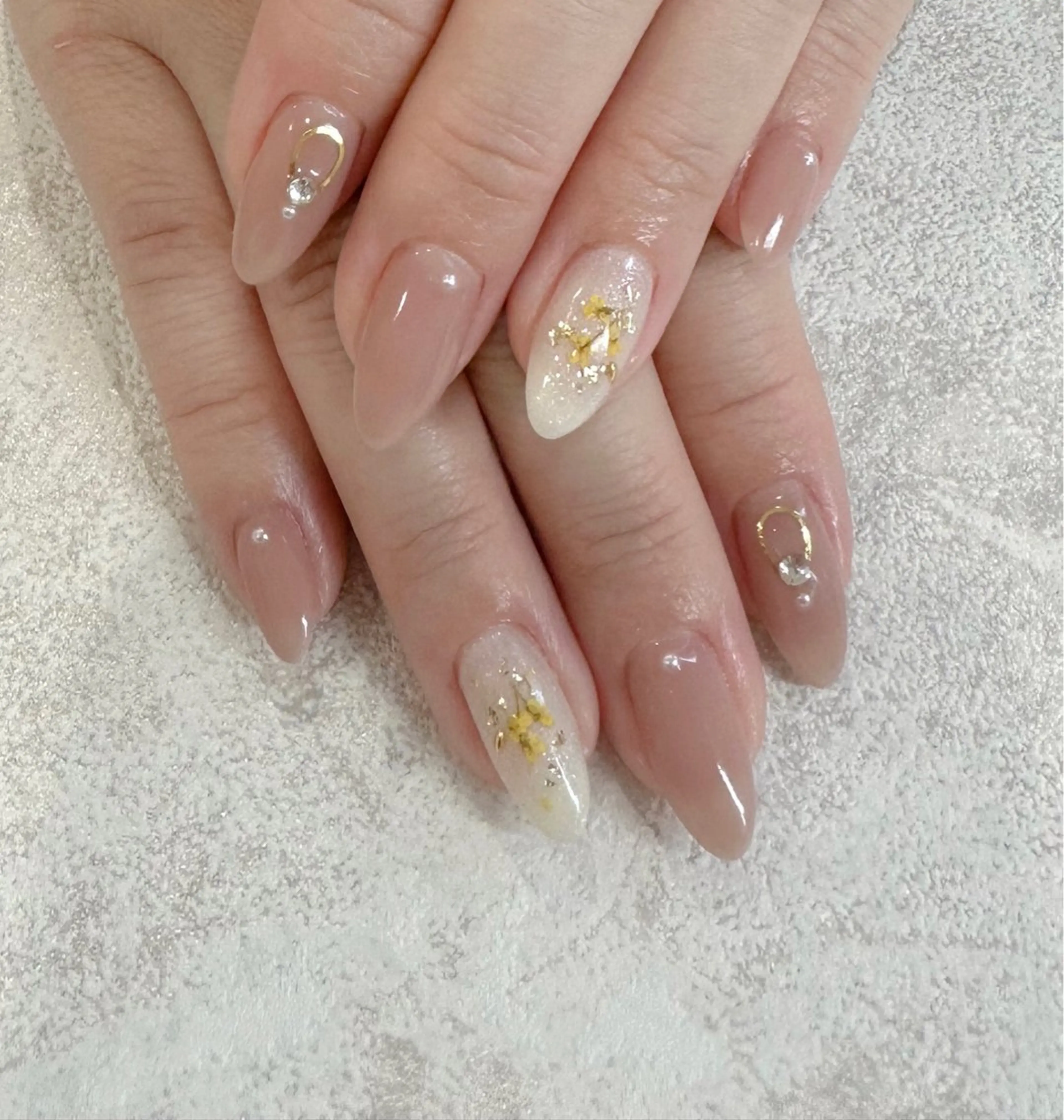 ネイル ジェルネイル オフィスネイル パラジェル 春ネイル ハンドネイル Luana nail (ルアナネイル)のネイルデザイン