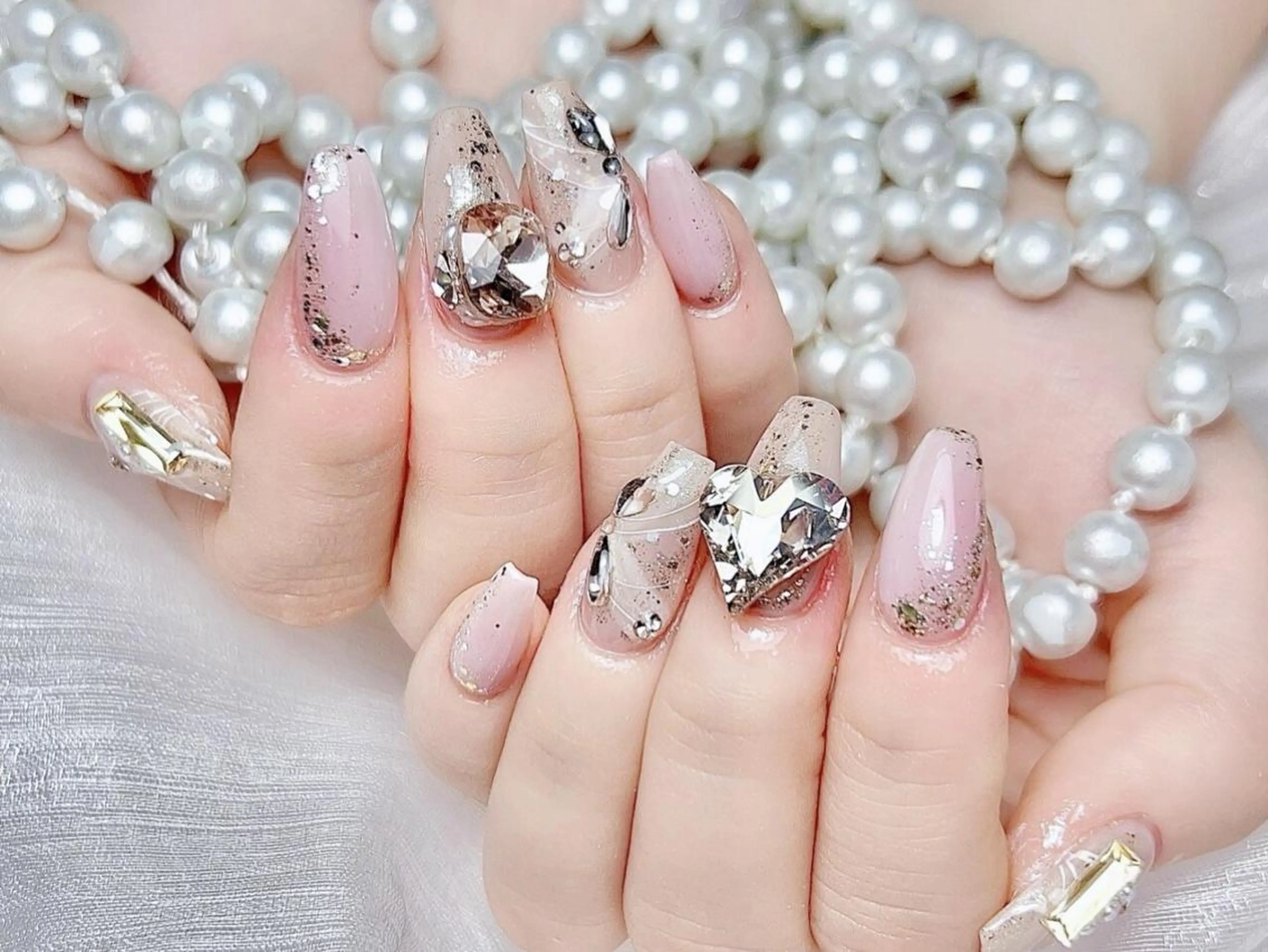 ネイル Aurum nailのネイルデザイン