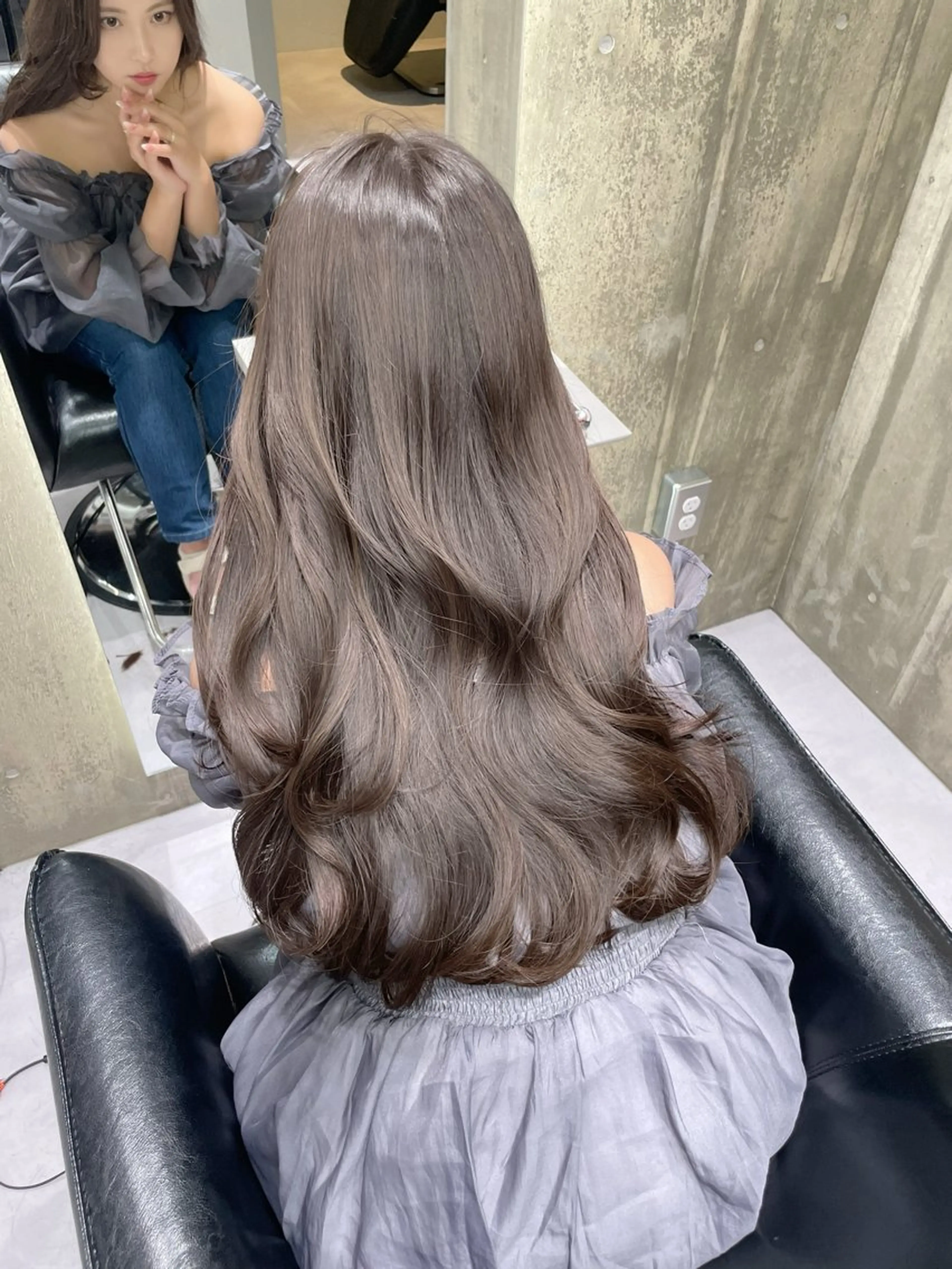 セミロング カラー グレージュ 韓国風ヘア レイヤーカット カット ヘアカラー トリートメント 寺島 圭人のヘアスタイル