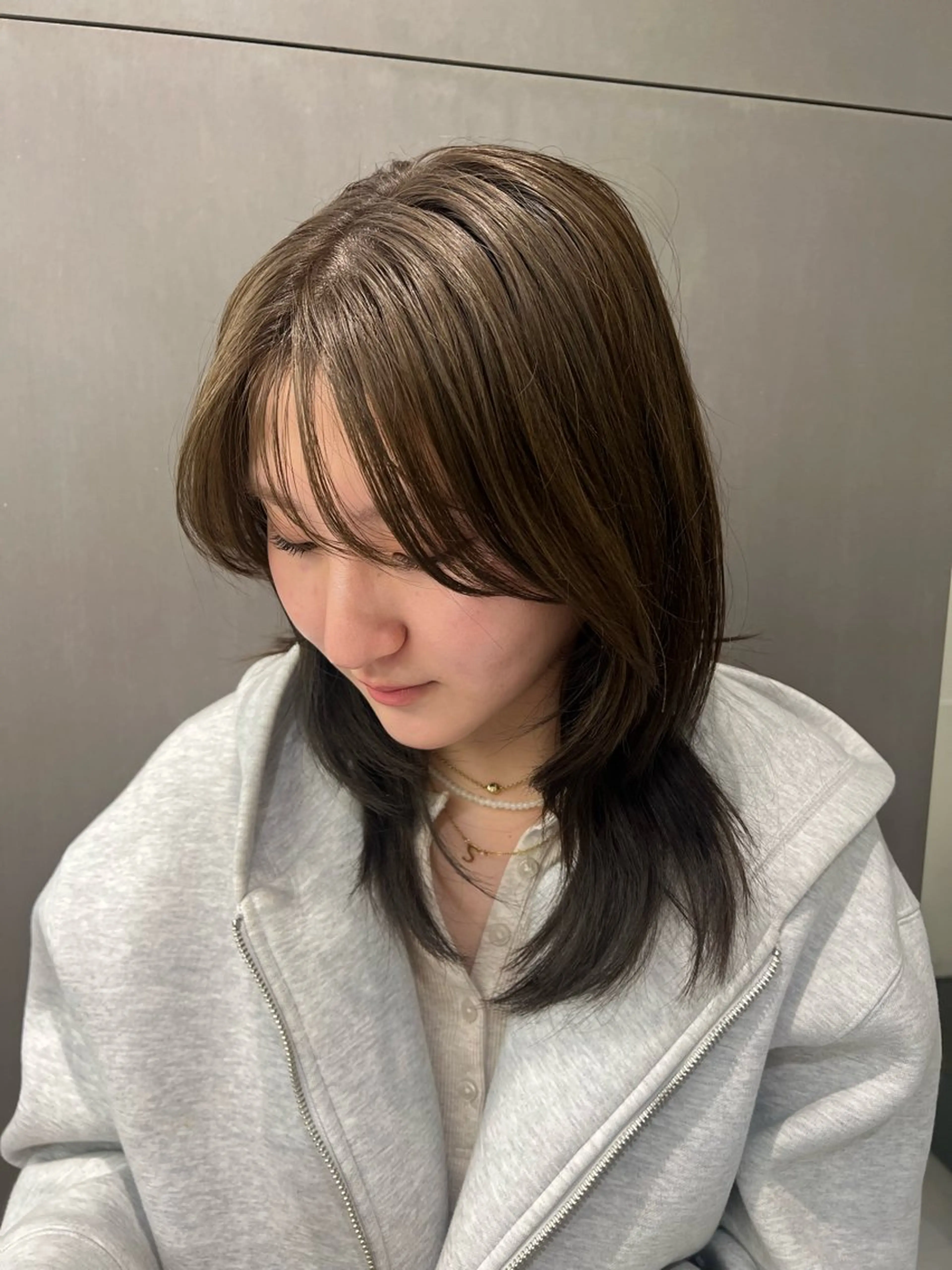 セミロング カット ヘアカラー トリートメント 柔らかいカラー🎀 rinaのヘアスタイル