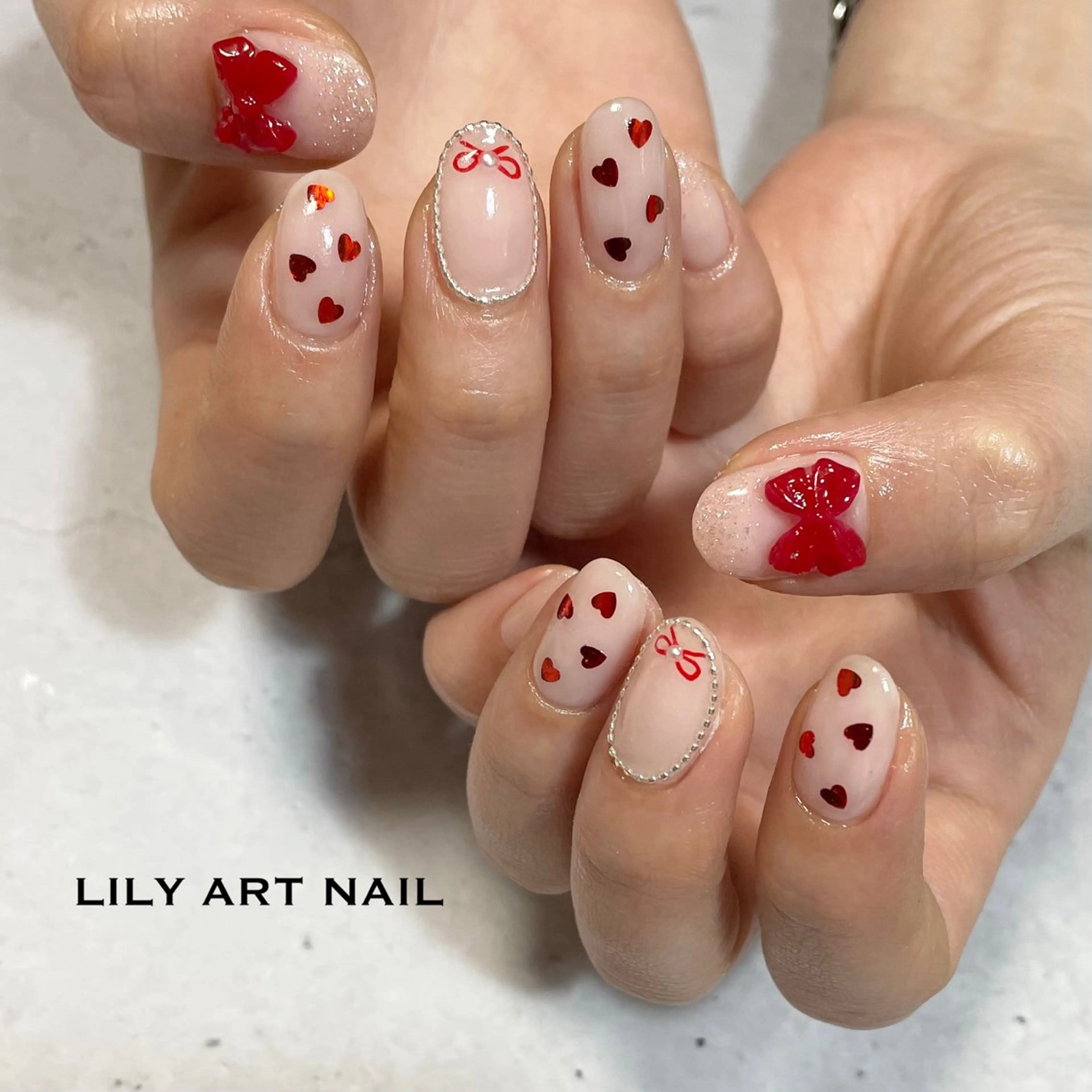 ネイル バレンタイン ハンドネイル LILY  ART NAILのネイルデザイン