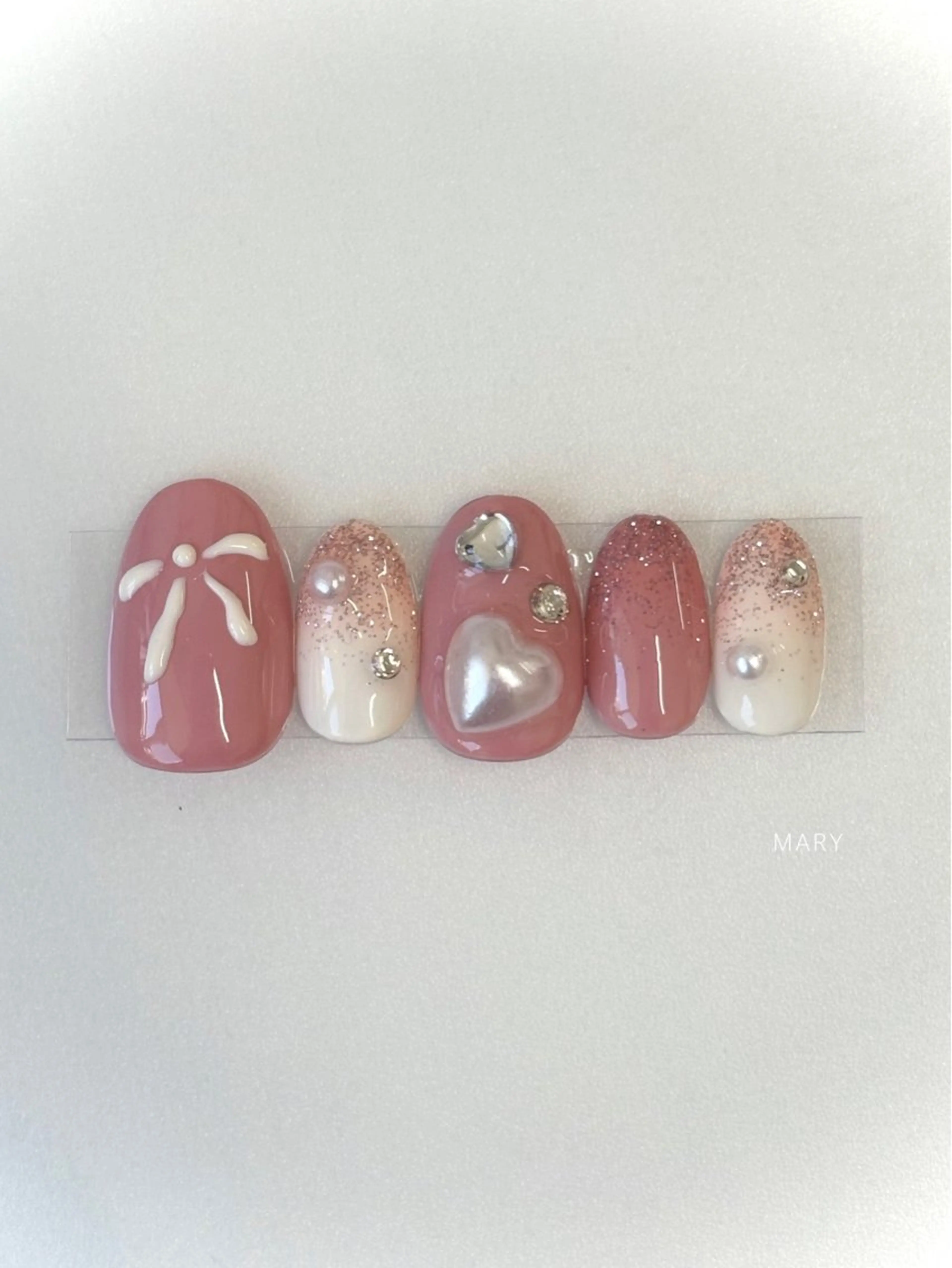 ネイル ハート ニュアンスネイル ピンク リボン バレンタイン ハンドネイル Mary nail .narumiのネイルデザイン