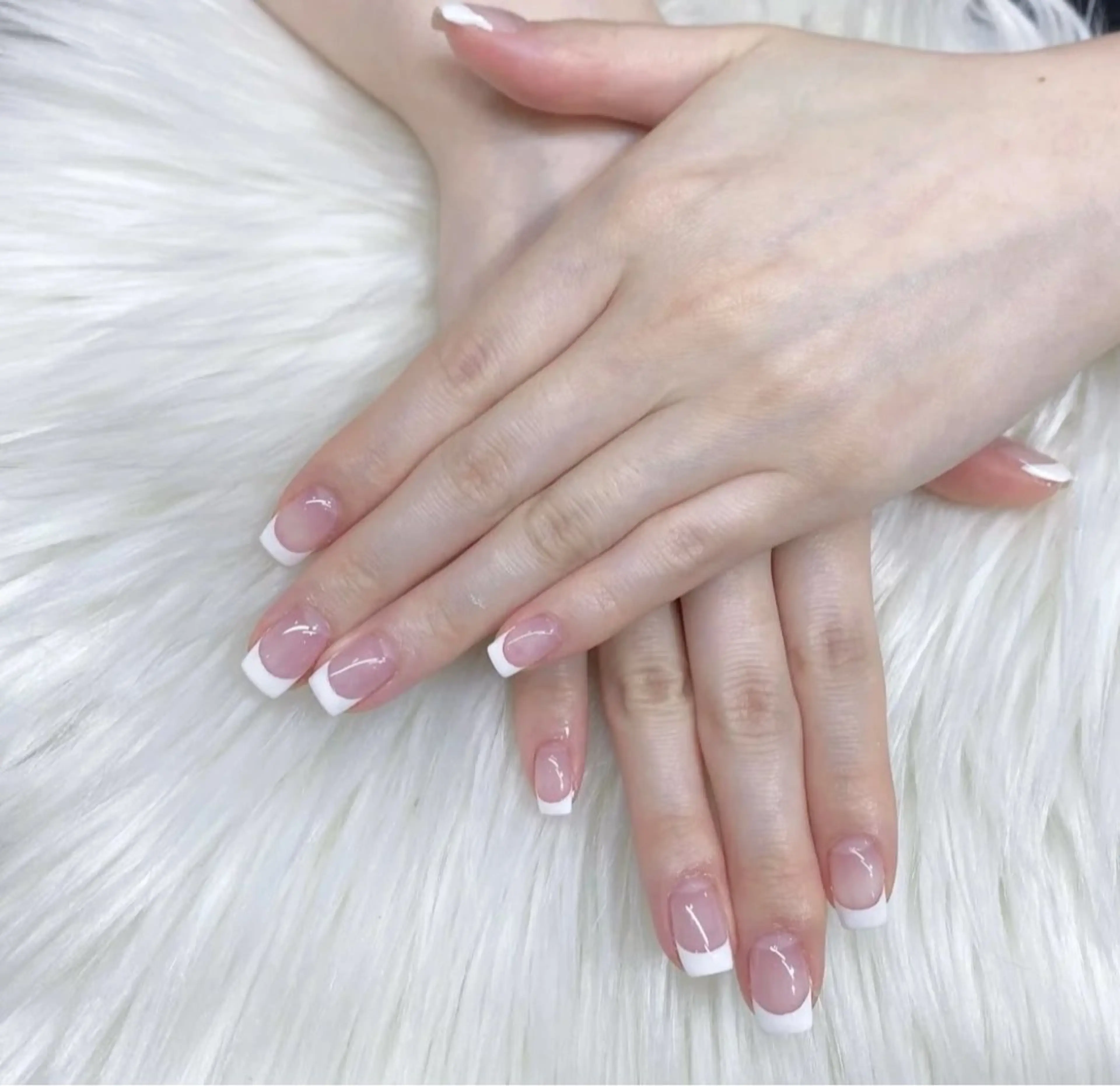 ネイル 長さ出し専門 パーツのネイルデザイン