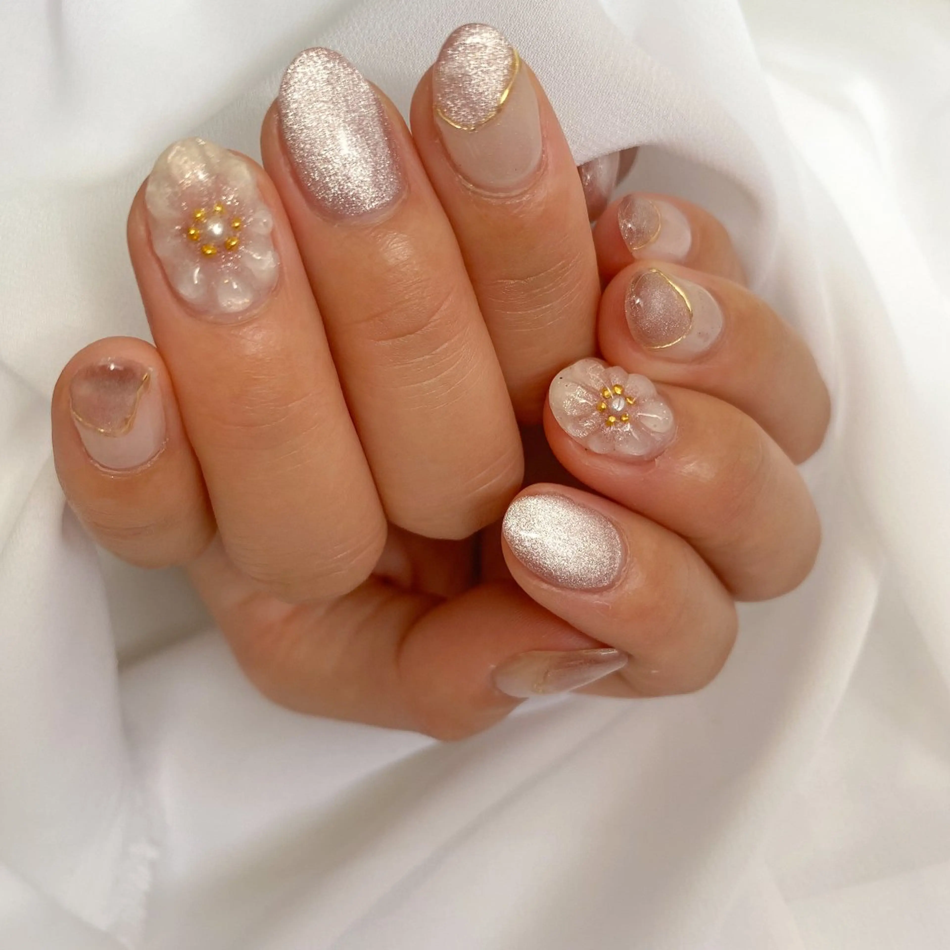 ネイル アートネイル クリアネイル マグネットネイル ニュアンスネイル オフィスネイル muguet🎀 chikaのネイルデザイン