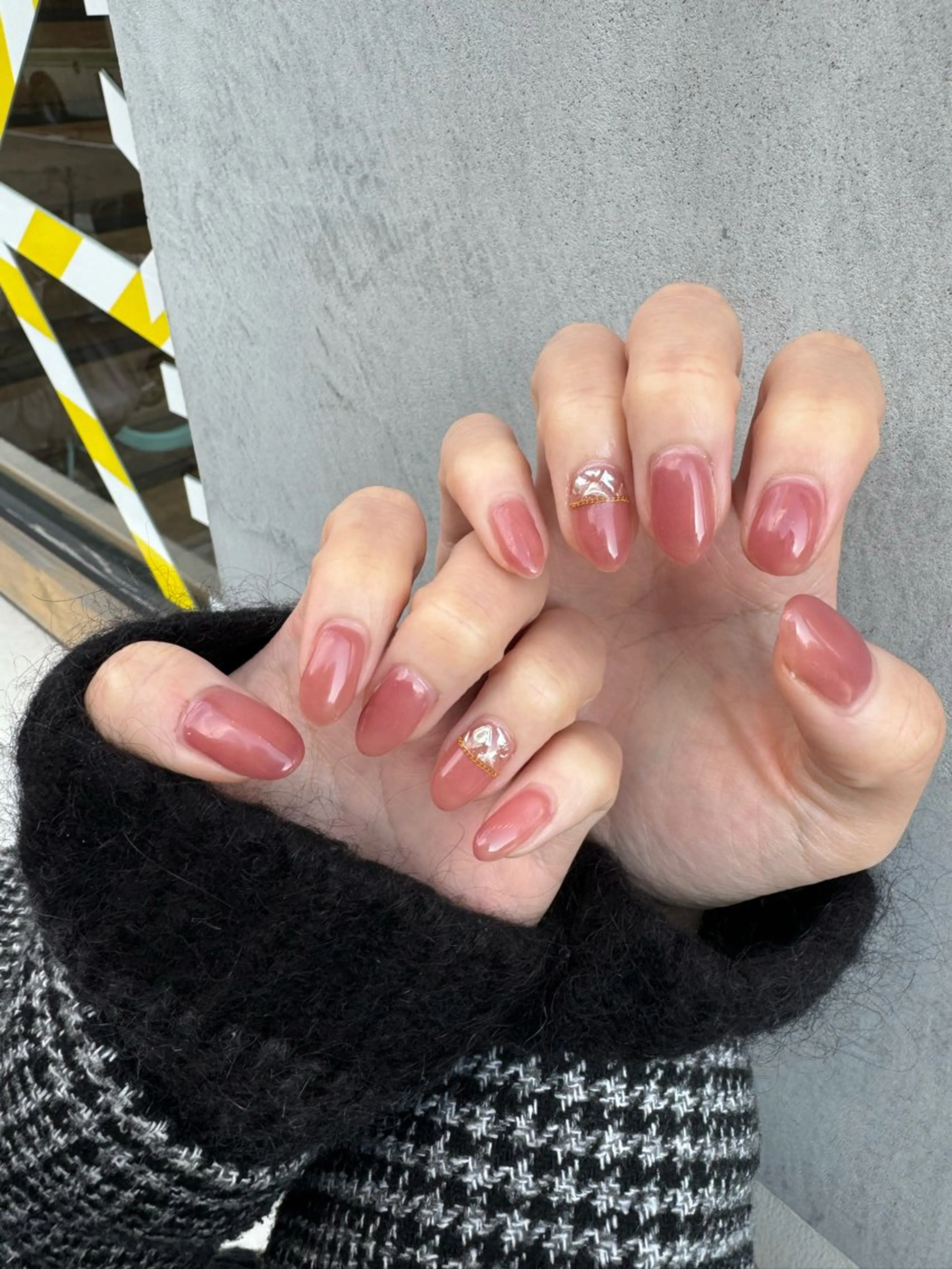 ネイル 藤井 里緒奈のネイルデザイン