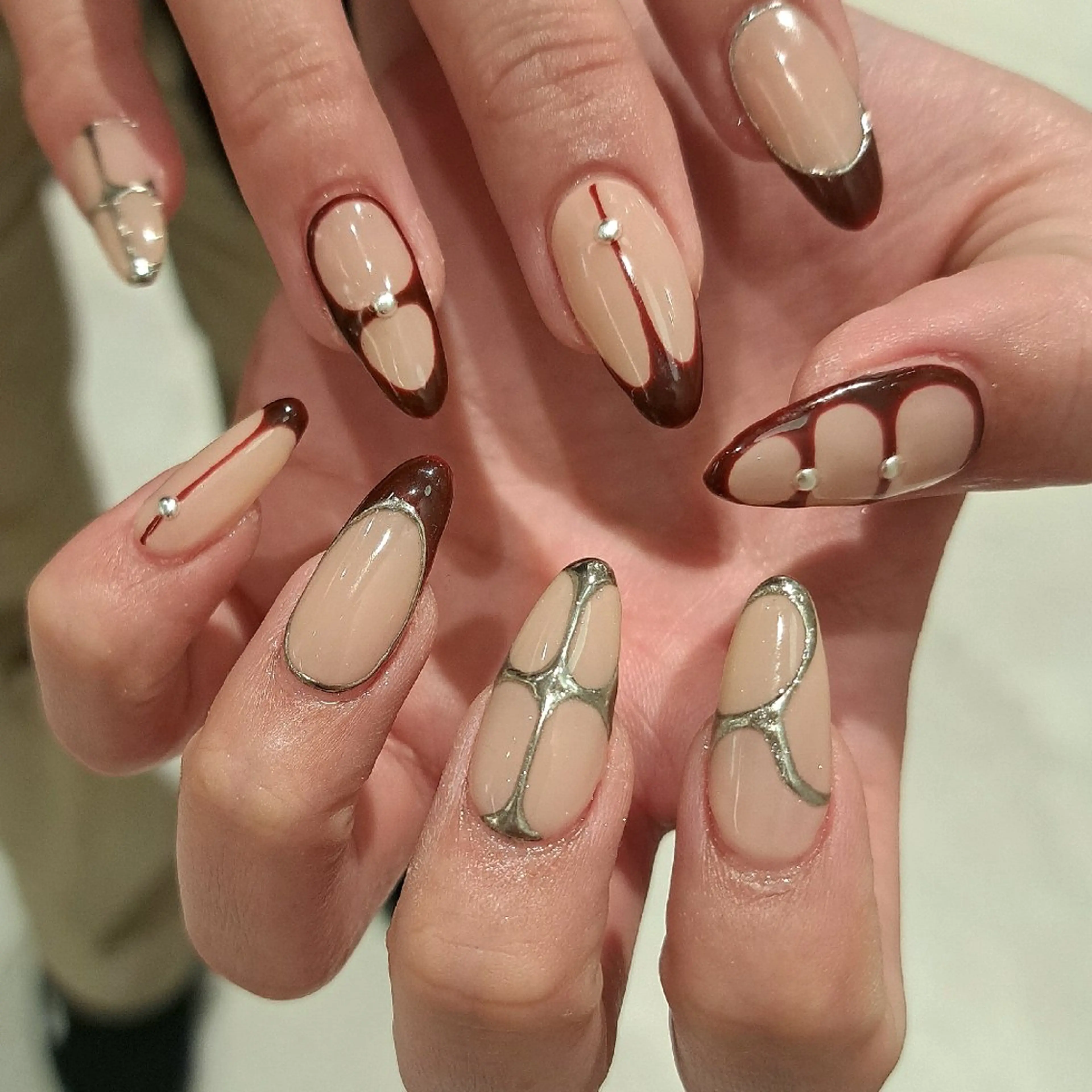 ネイル アートネイル 長さ出し 持ち込み スカルプネイル ハンドネイル Nail mood デザイン持ち込みokのネイルデザイン