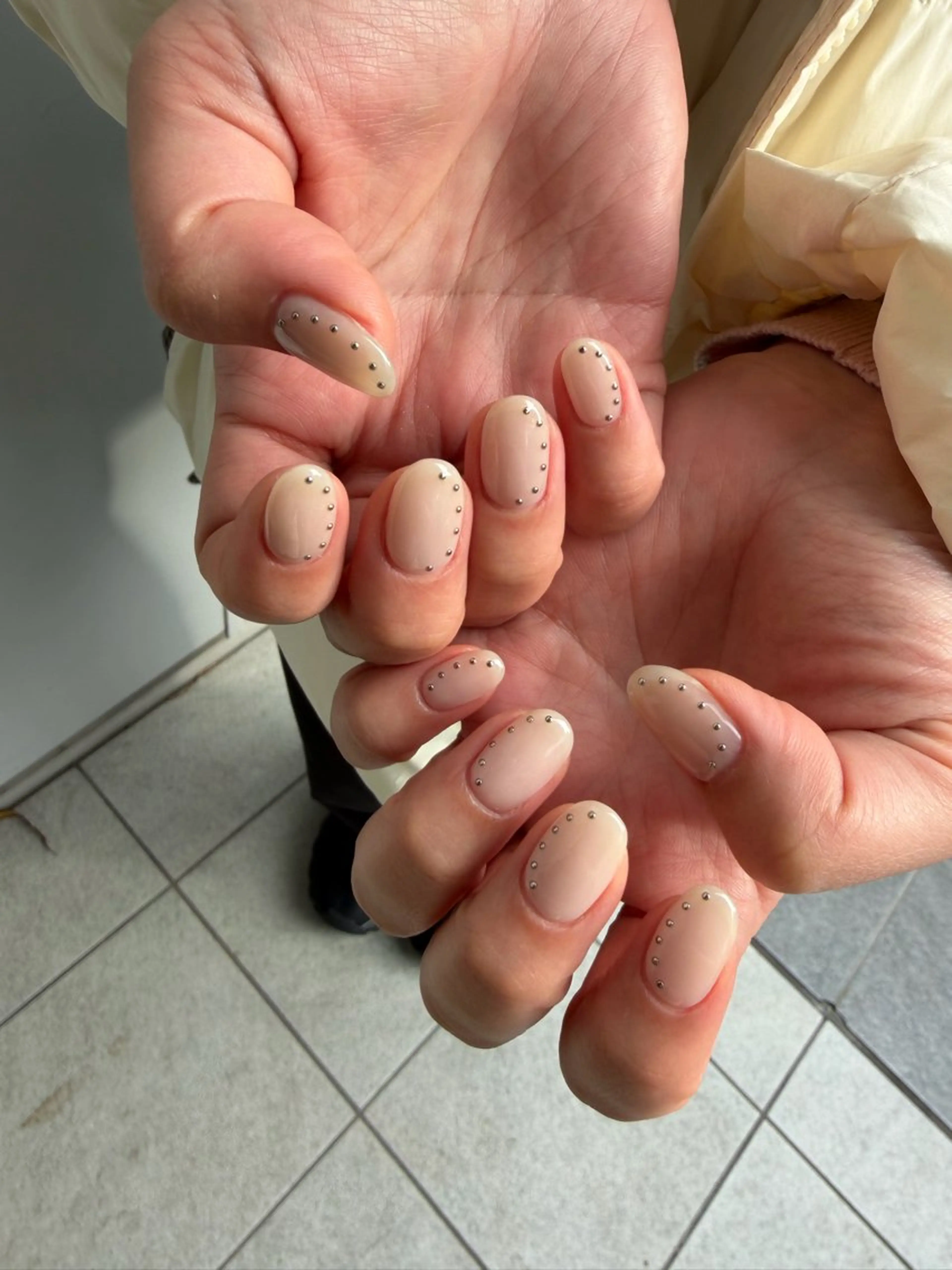 ネイル シンプルネイル ハンドネイル 🌼大西洋子 laughl🌼のネイルデザイン