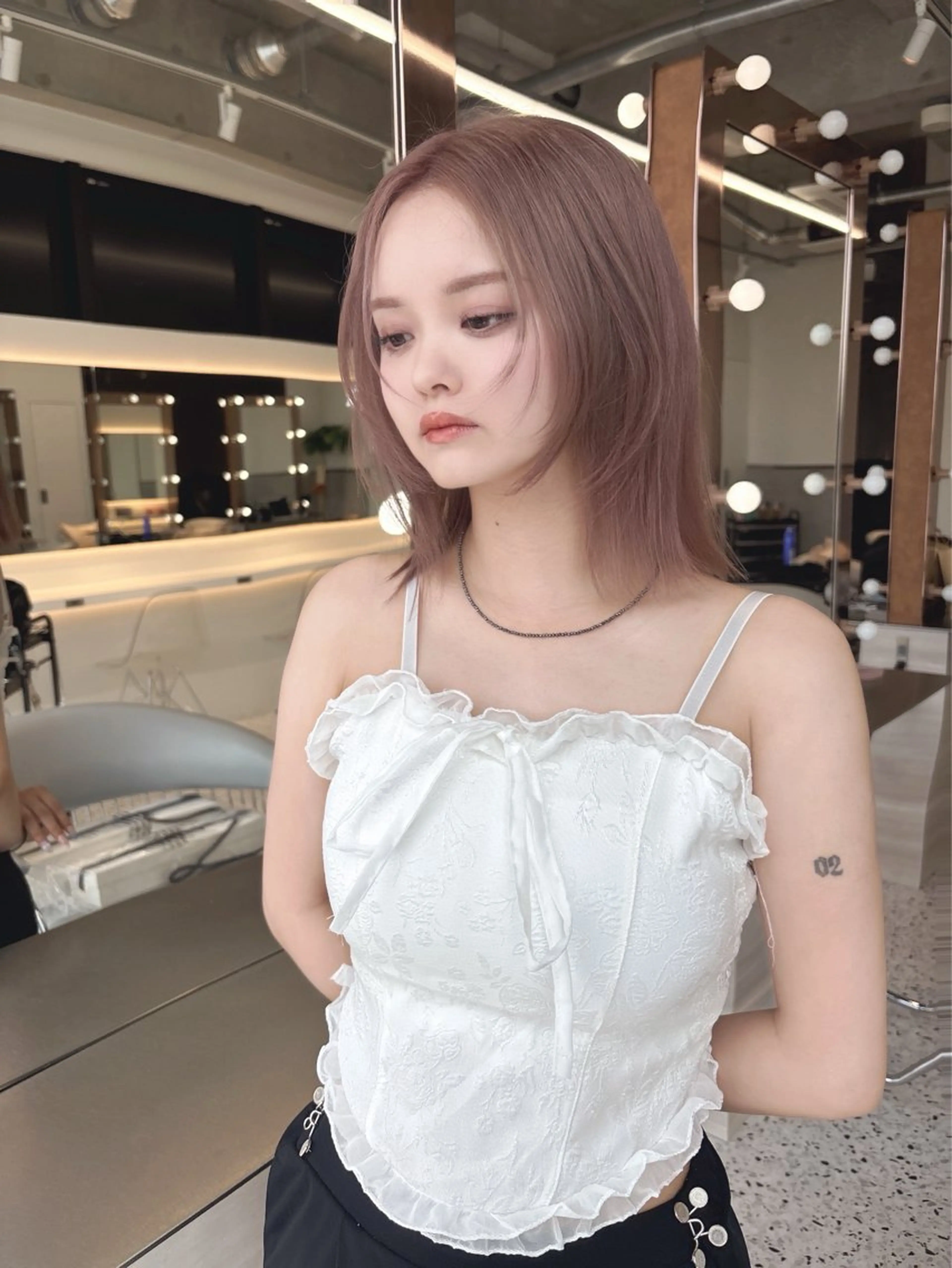 カット＋ブリーチ+選べるトリートメント＋ケアブリーチ込み💕の写真