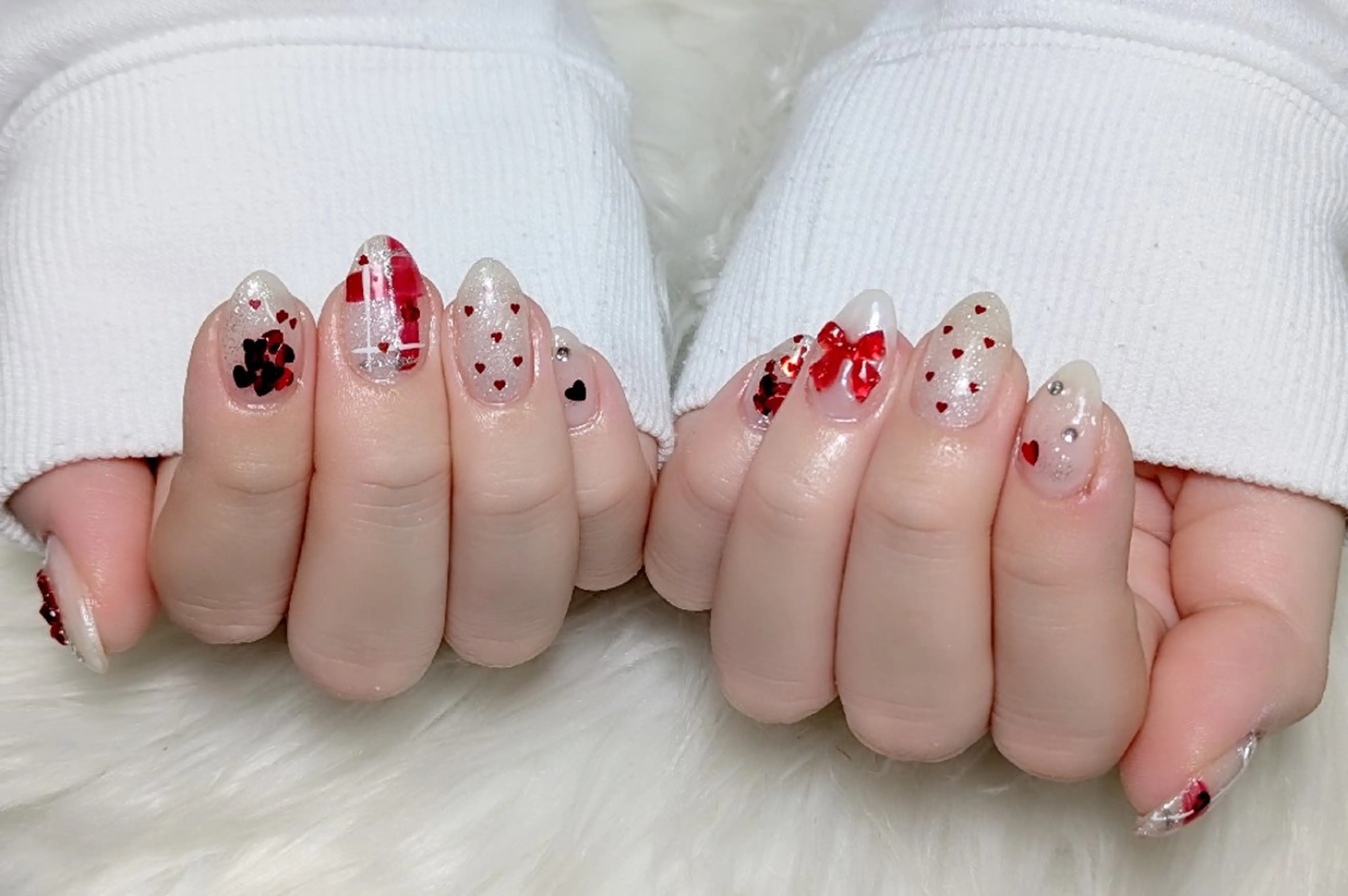 ネイル バレンタイン ハンドネイル m&pPrivate nailsalonのネイルデザイン