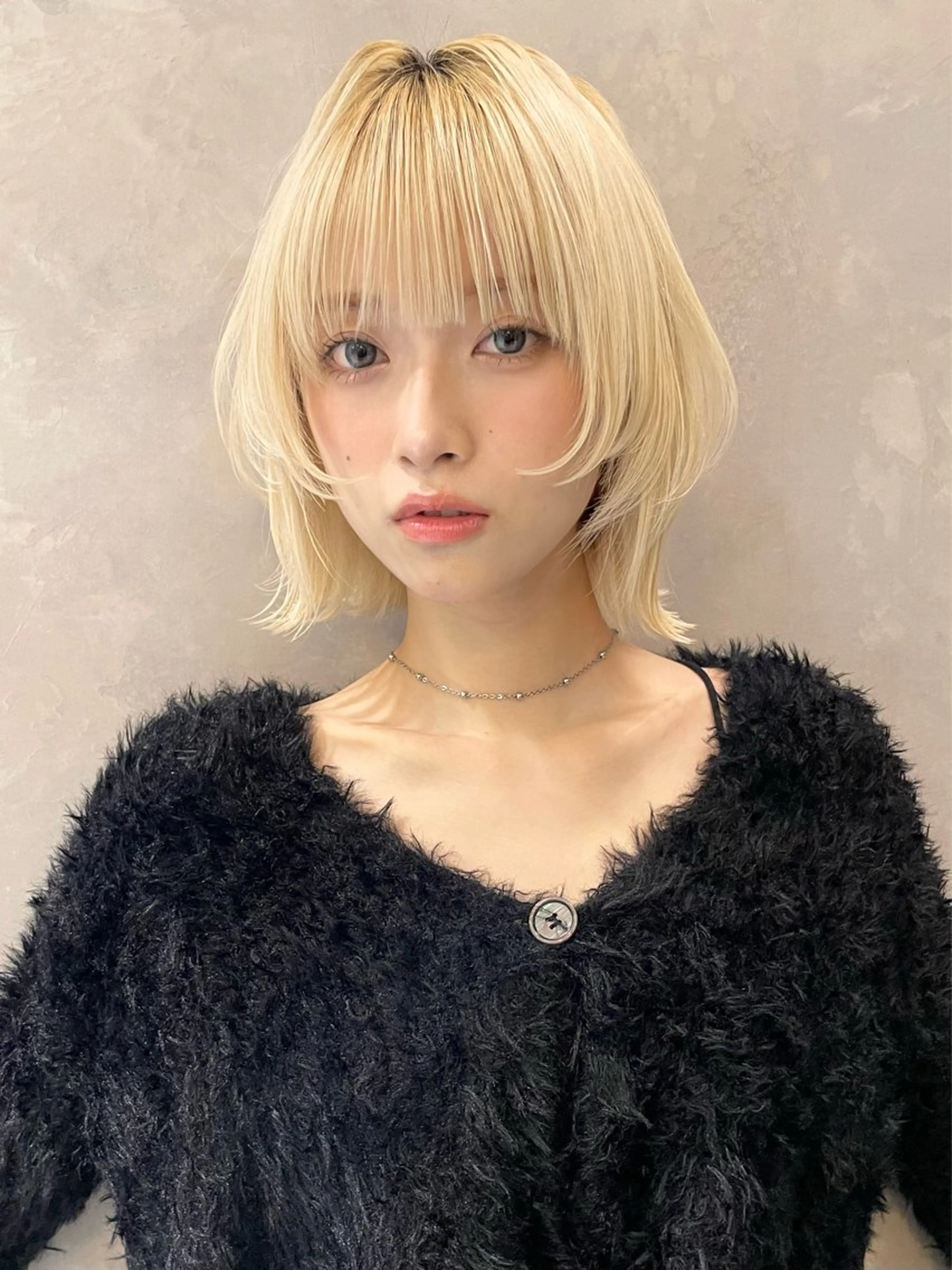 《新規》ホワイトカラーへ🧝🏻‍♀️フルブリーチ2回＋カラーの写真