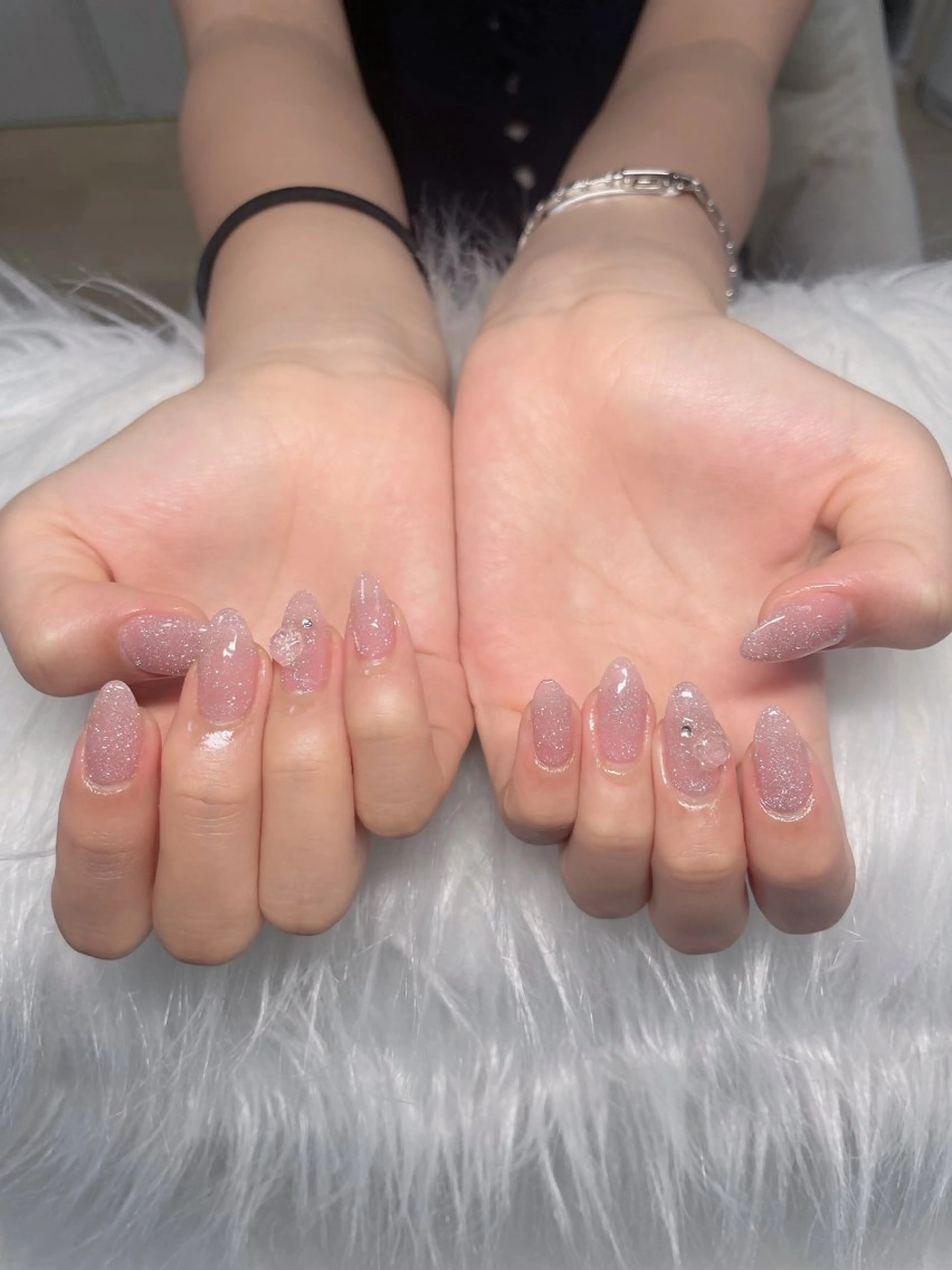 ネイル ストーンネイル ハンドネイル Hin Nail Salonのネイルデザイン
