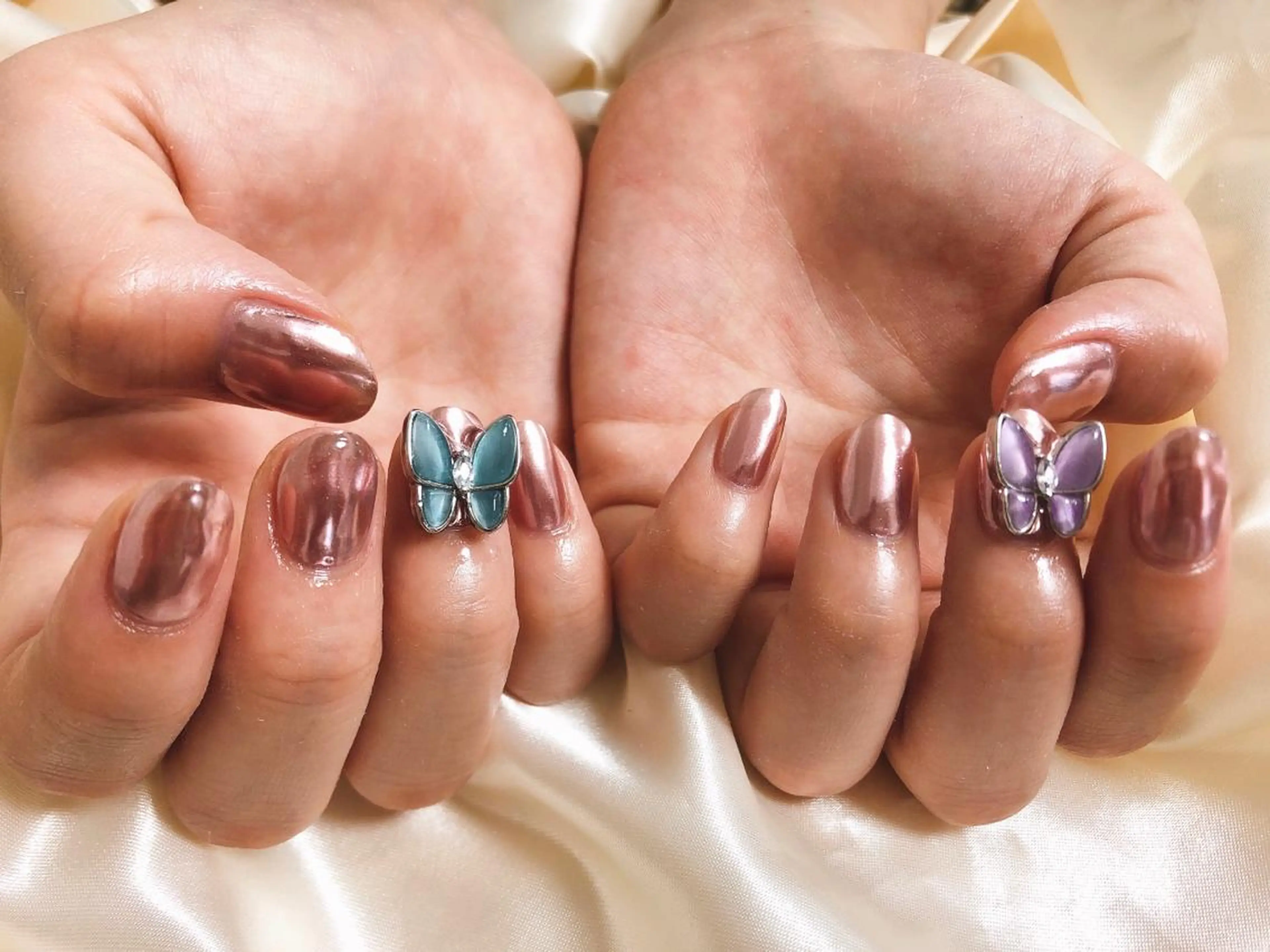 ネイル ハンドネイル mogunail &blowのネイルデザイン