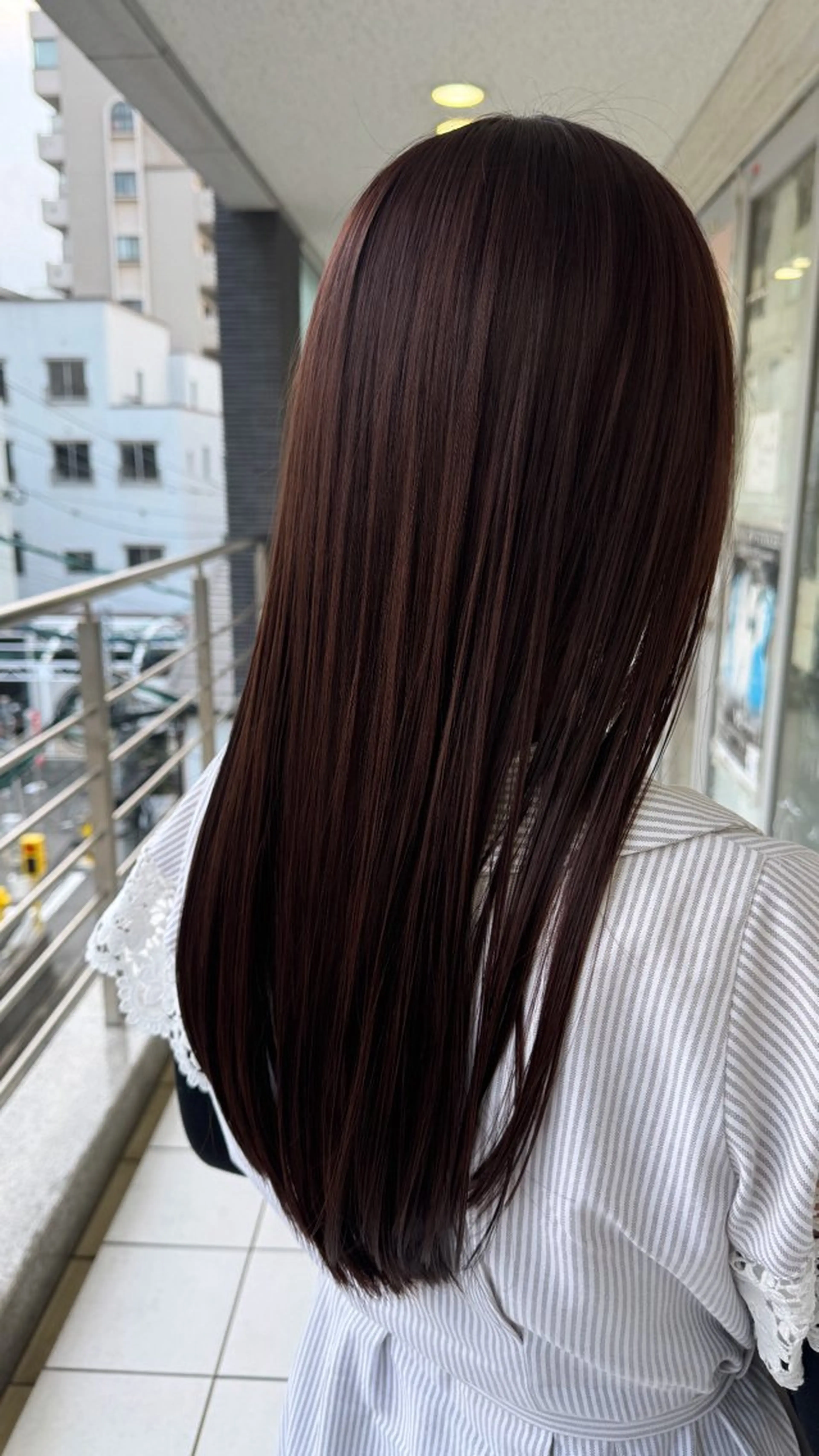 ロング カラー ヘアカラー トリートメント 椎葉 祐也のヘアスタイル