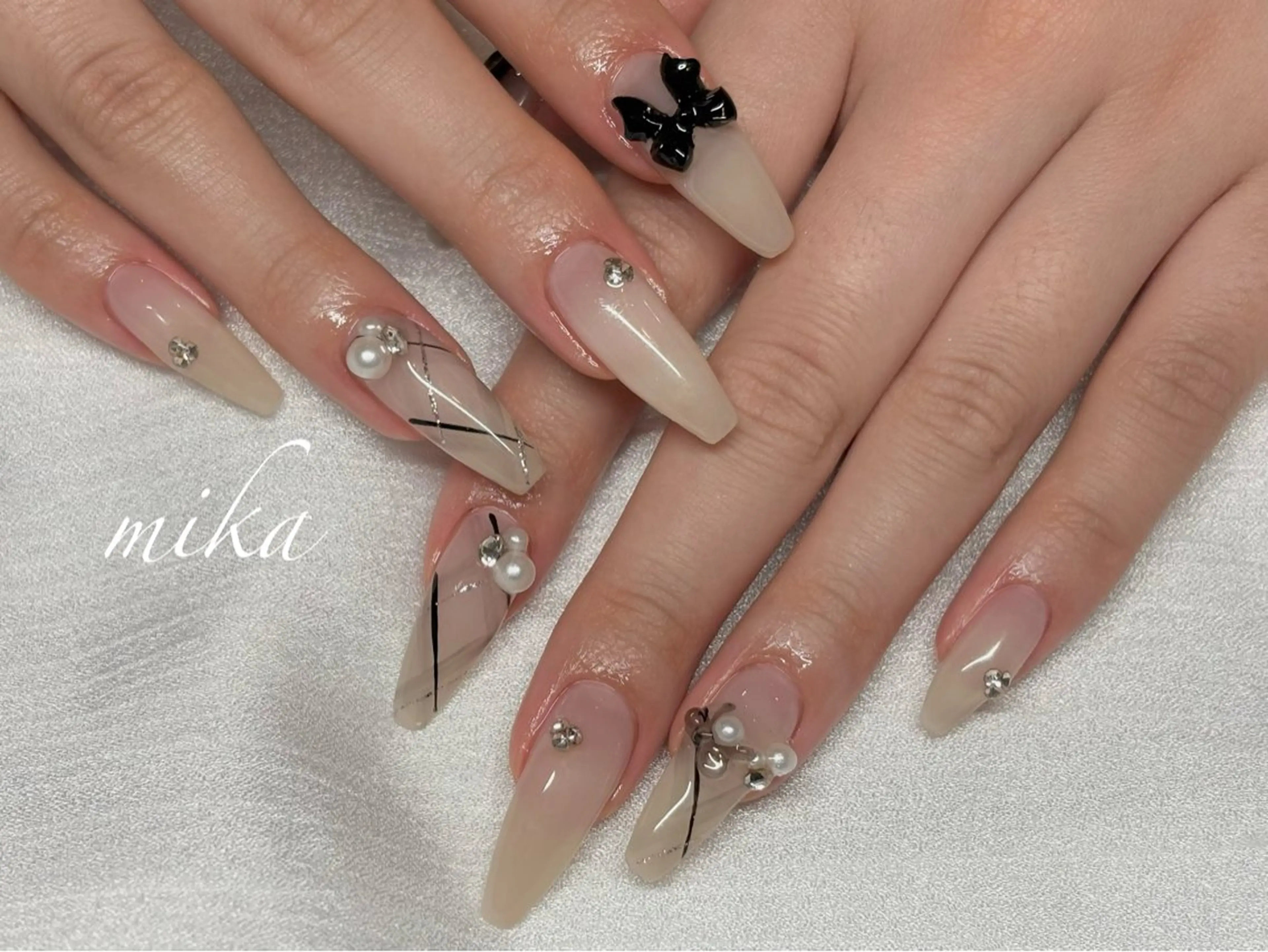ネイル ハンドネイル salon femmeのネイルデザイン