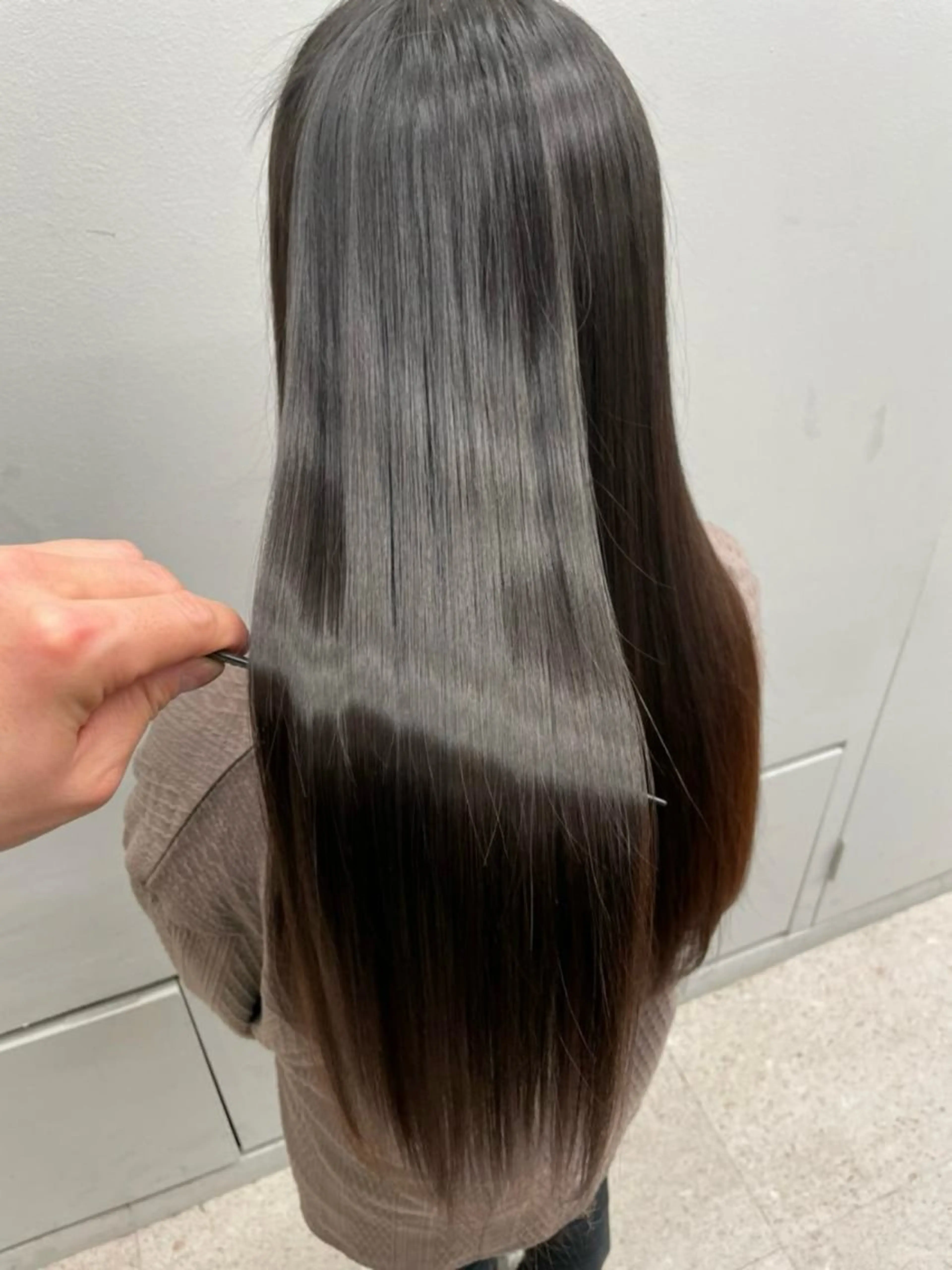 ロング カラー カット 縮毛矯正 🫧ナオ🫧 /韓国 ヘア/ マンツーマンのヘアスタイル