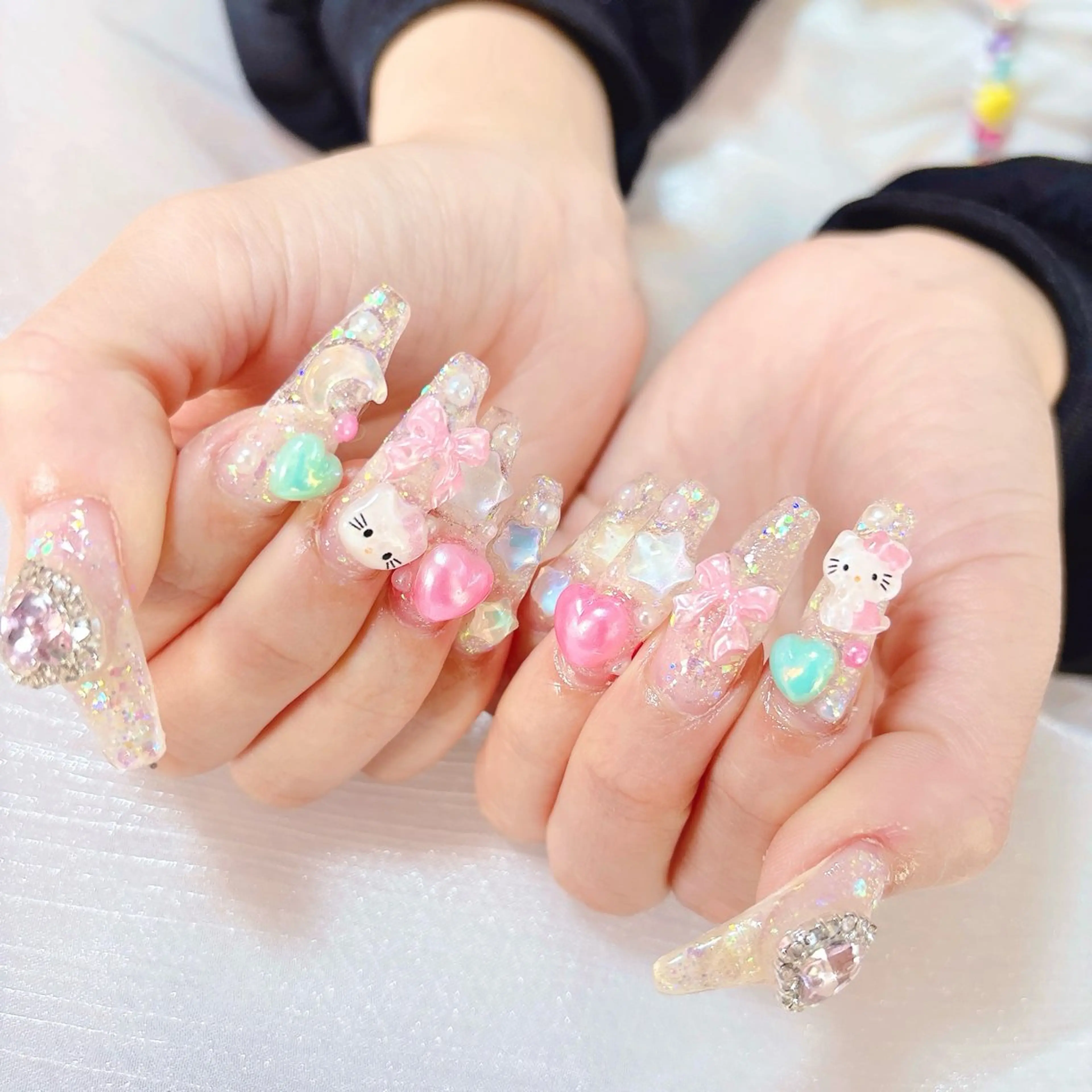 ネイル ハンドネイル MignonReve ♡EIMI🌈のネイルデザイン