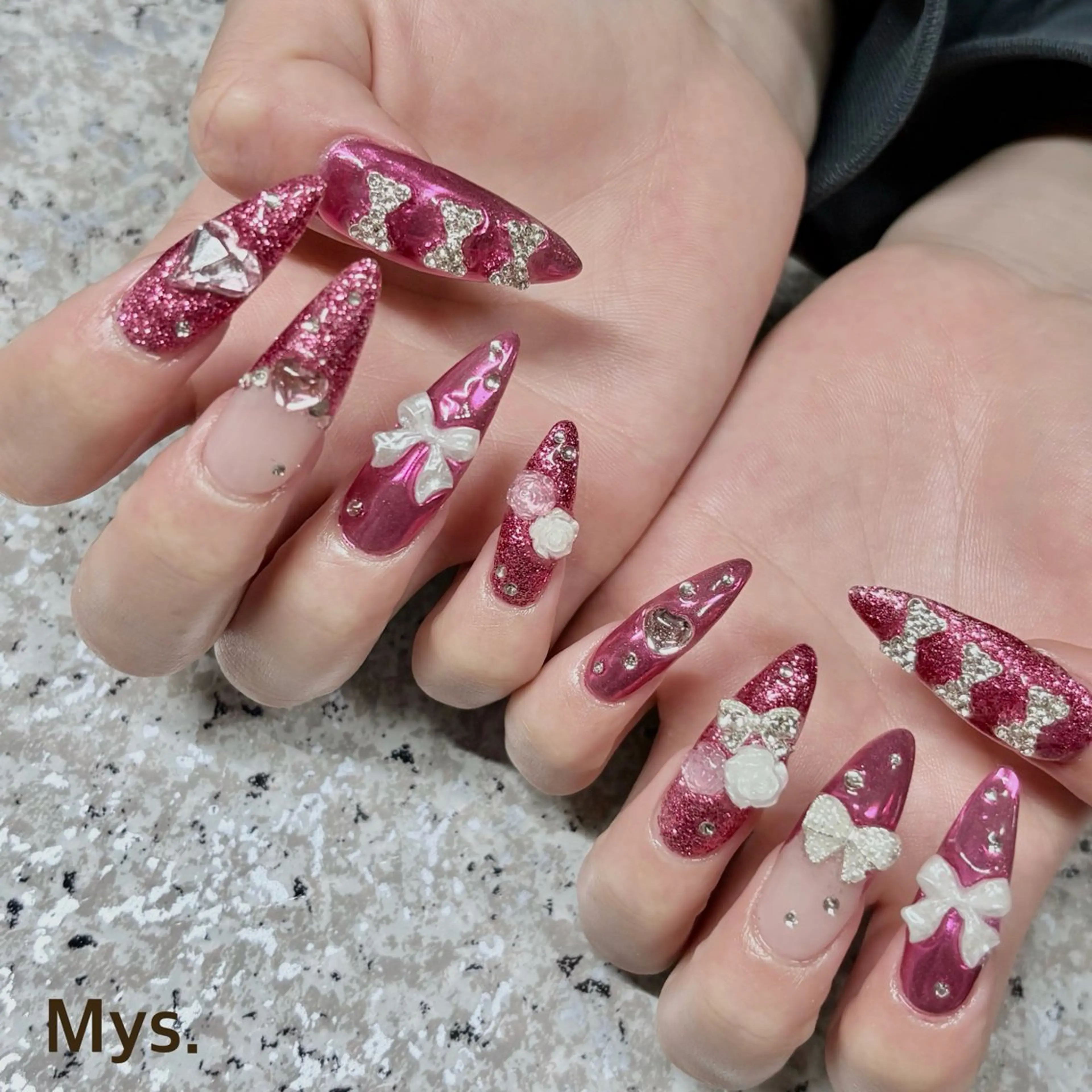 ネイル ハンドネイル Mys. 三上紗紀のネイルデザイン