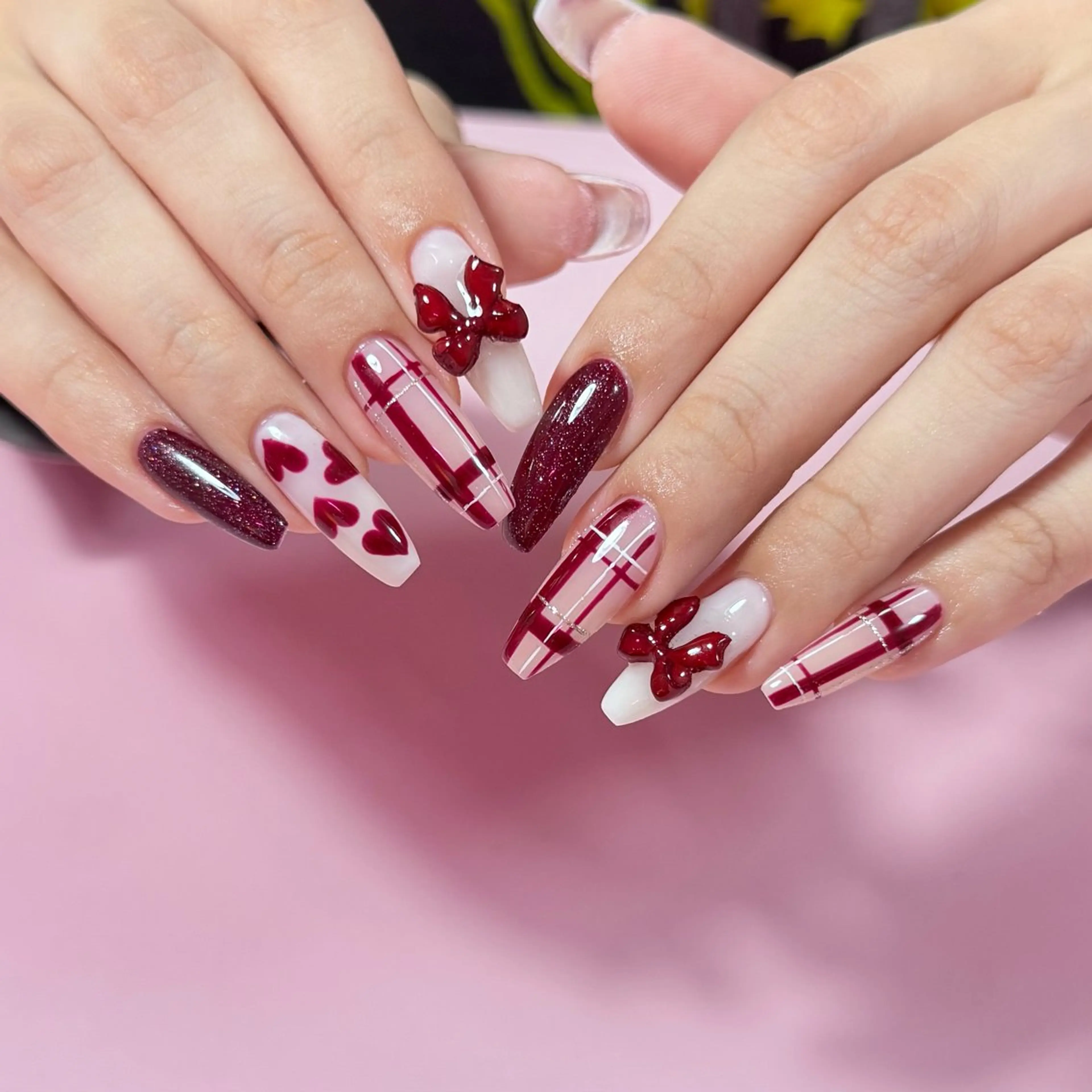 ネイル NAIL303 🛼 SHIORIのネイルデザイン