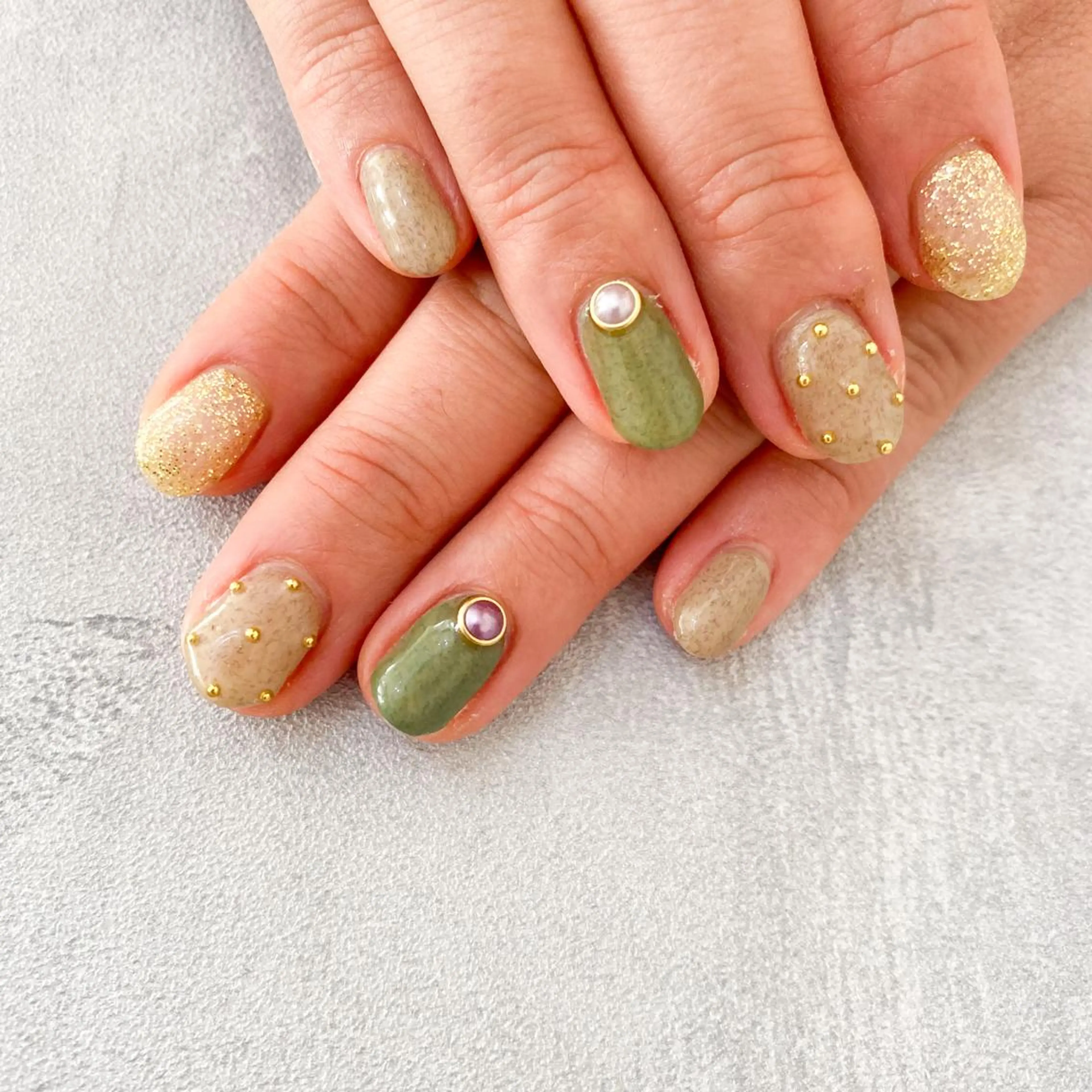 ネイル ハンドネイル ゴテゴテ💙ワンホン リオナのネイルデザイン