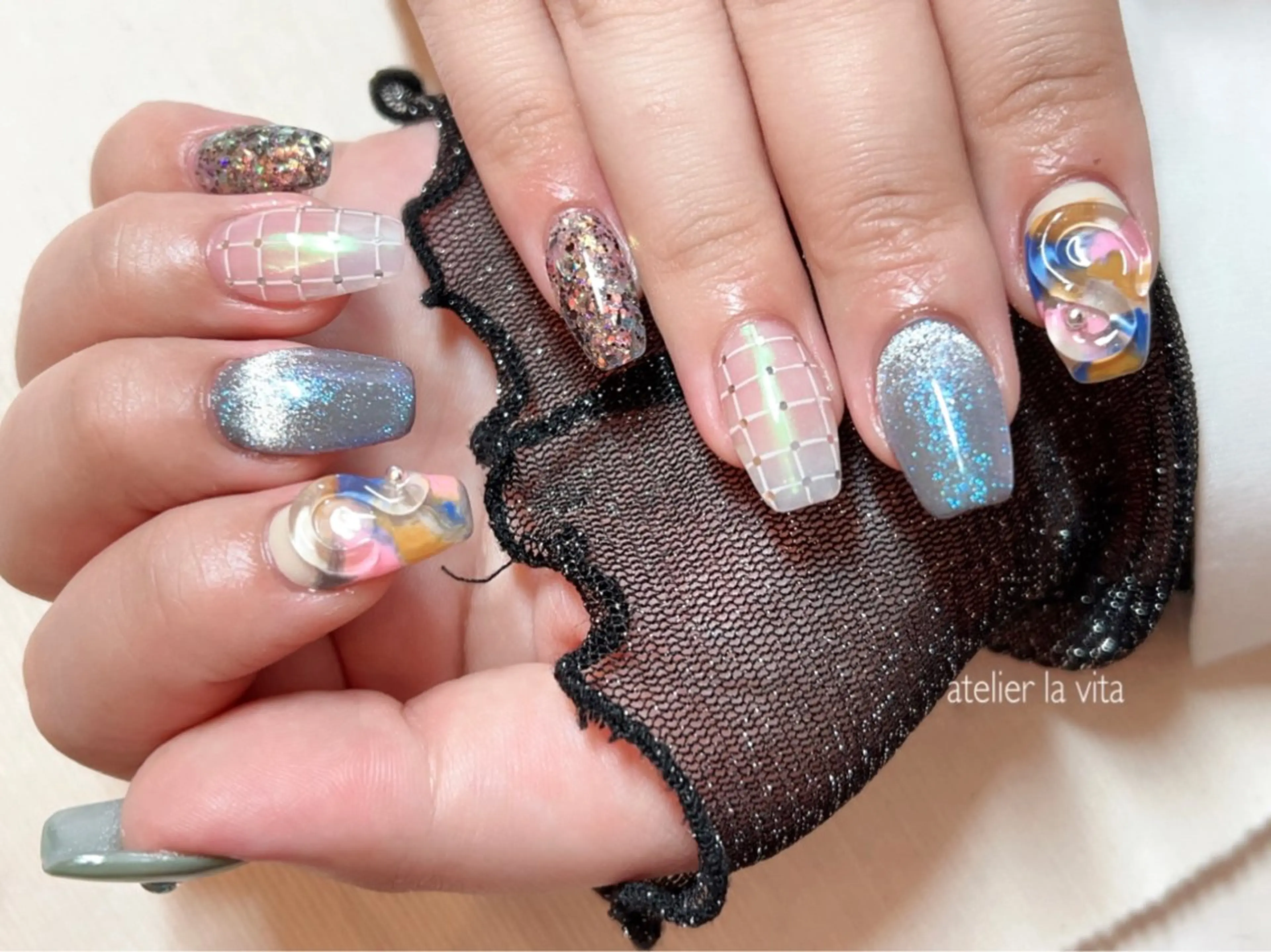 ネイル アートネイル ラメ(グリッター) マグネットネイル メンズネイル ミラーネイル ハンドネイル atelier la vita所属・lavita. mimuraのネイルデザイン