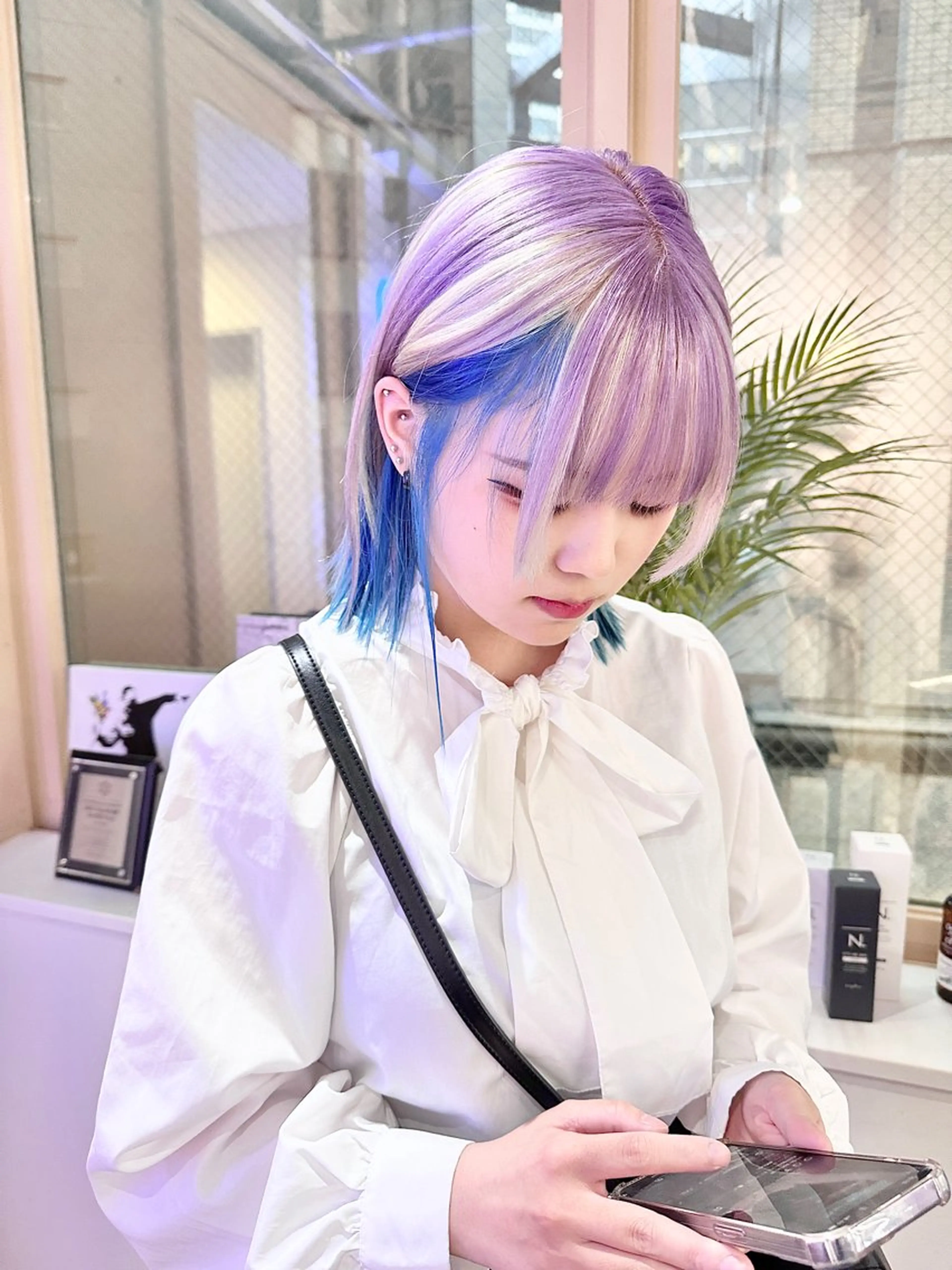 ミディアム カラー ベージュカラー ブリーチ 抜きっぱなしブロンド ブロンド デザインカラー ヘアカラー トリートメント ❄️💛エクステ ブリーチ❄️yukiのヘアスタイル