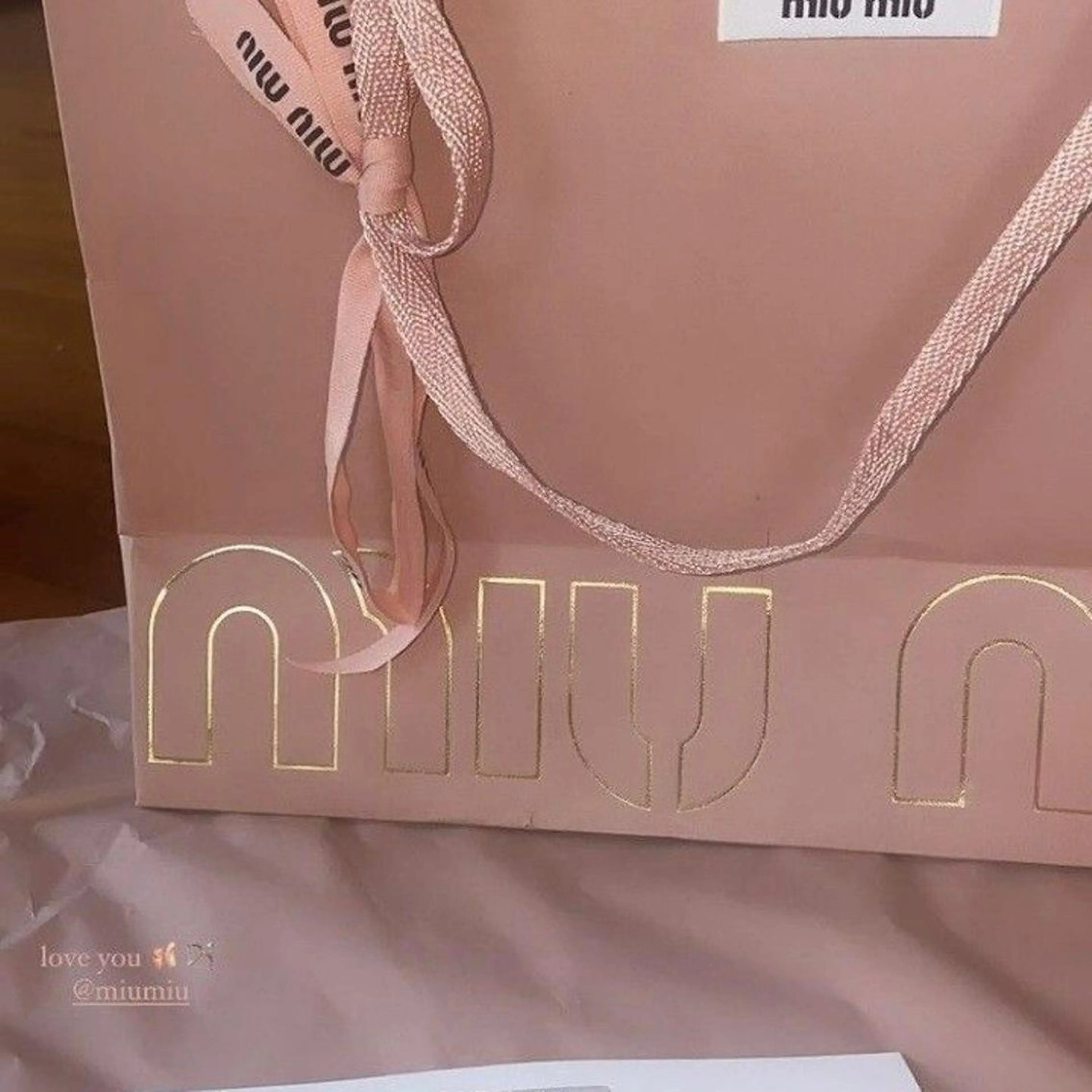 shiho .のヘアスタイル