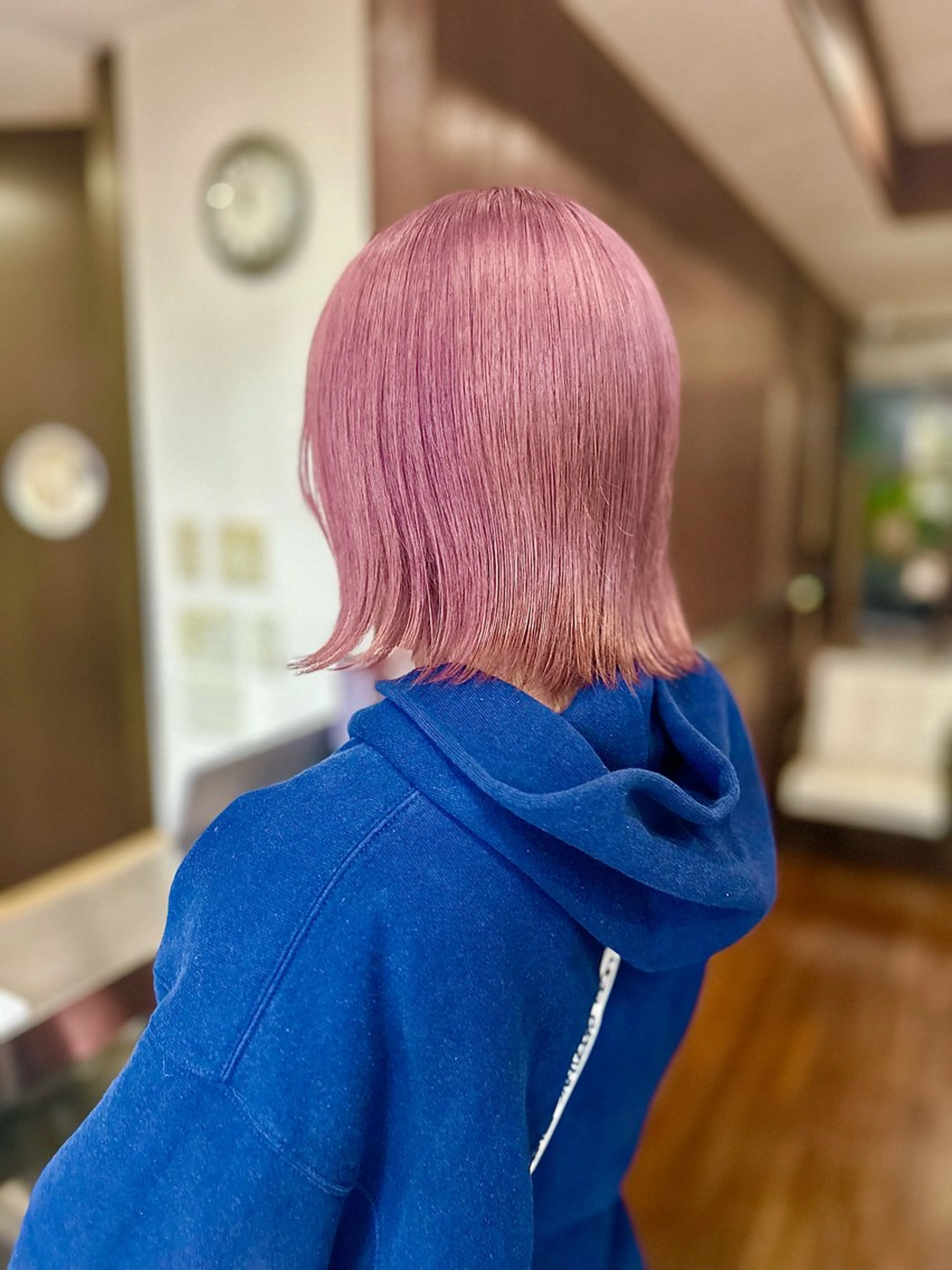 カラー ブリーチ ピンクカラー 高木 陽平のヘアスタイル