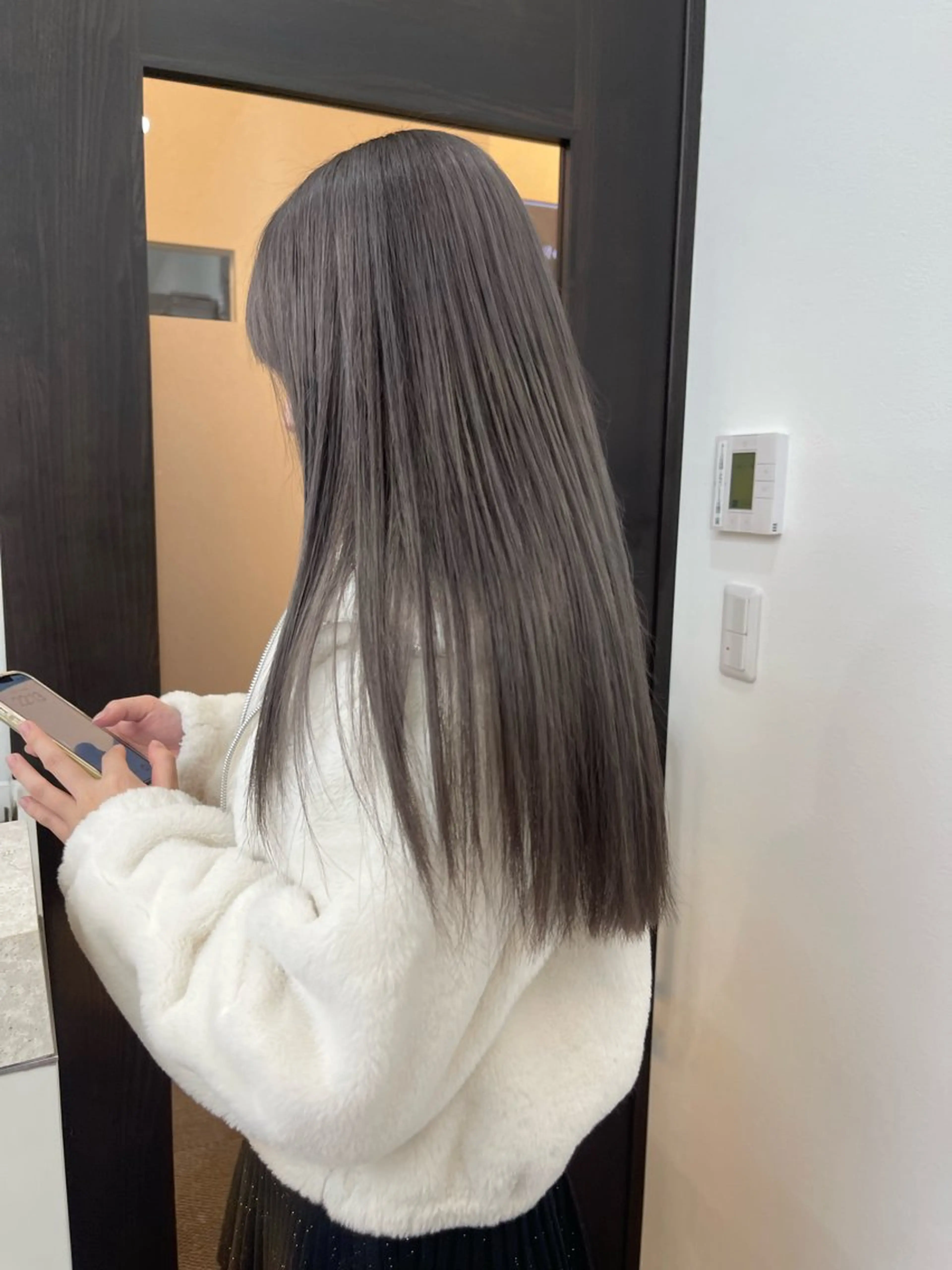 ロング カラー カット ヘアカラー トリートメント IVORY.所属・〻ツヤハイトーン🩰 🤍HARUCAのヘアスタイル