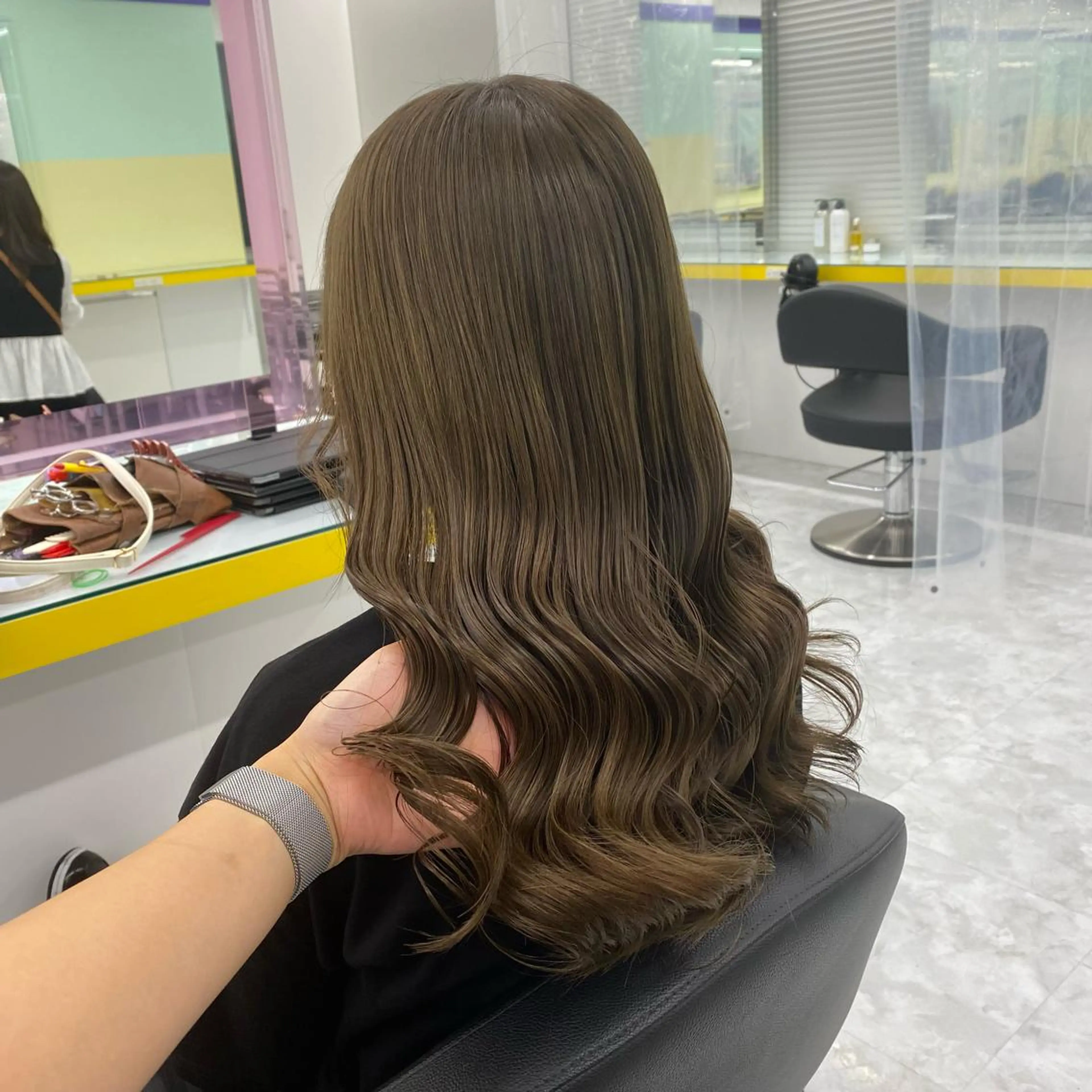 セミロング カラー ヘアアレンジ カット ヘアカラー mai🍑暖色カラー /レイヤー💖のヘアスタイル