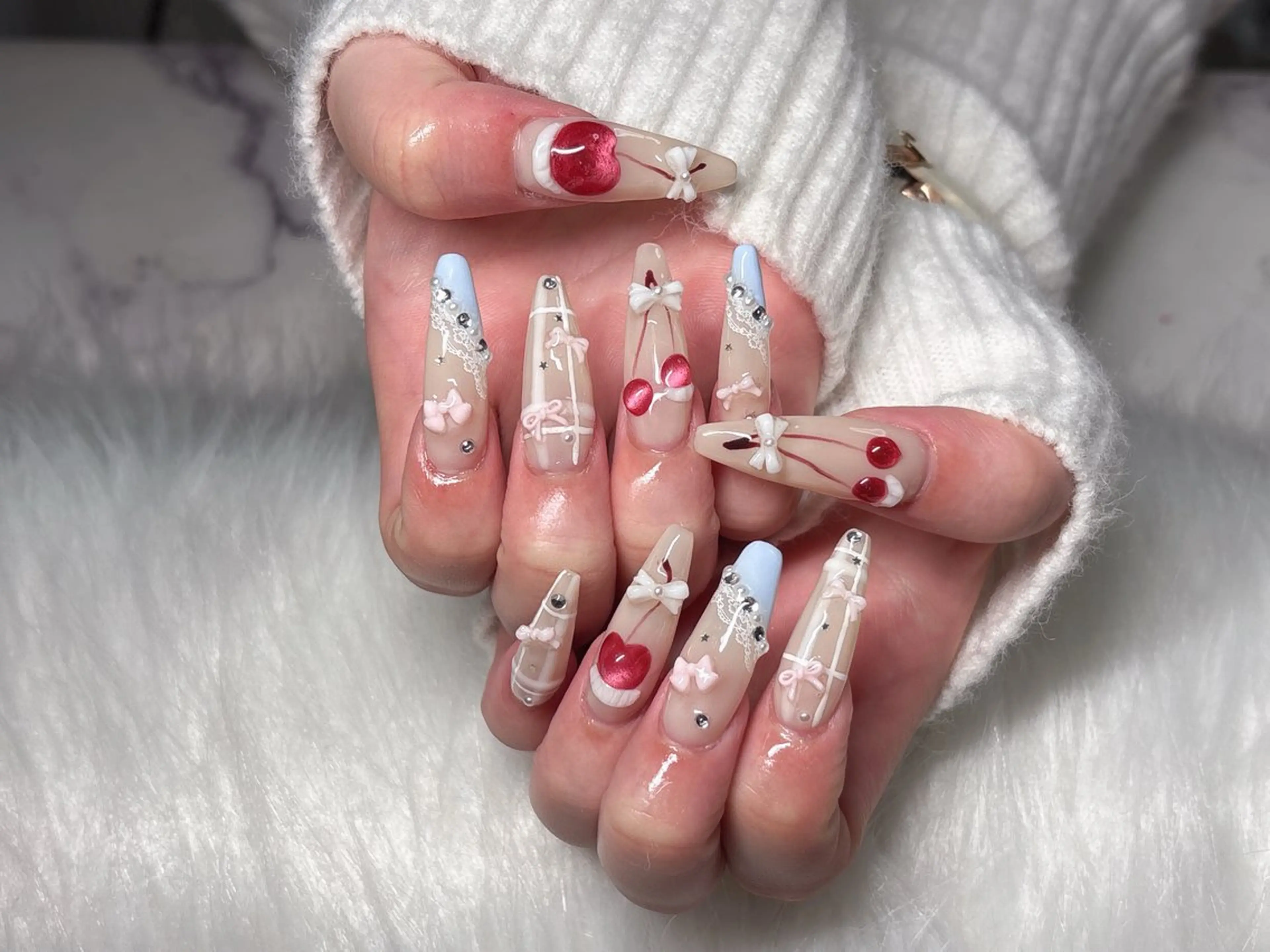 ネイル ハンドネイル Chiara 長さだしのネイルデザイン