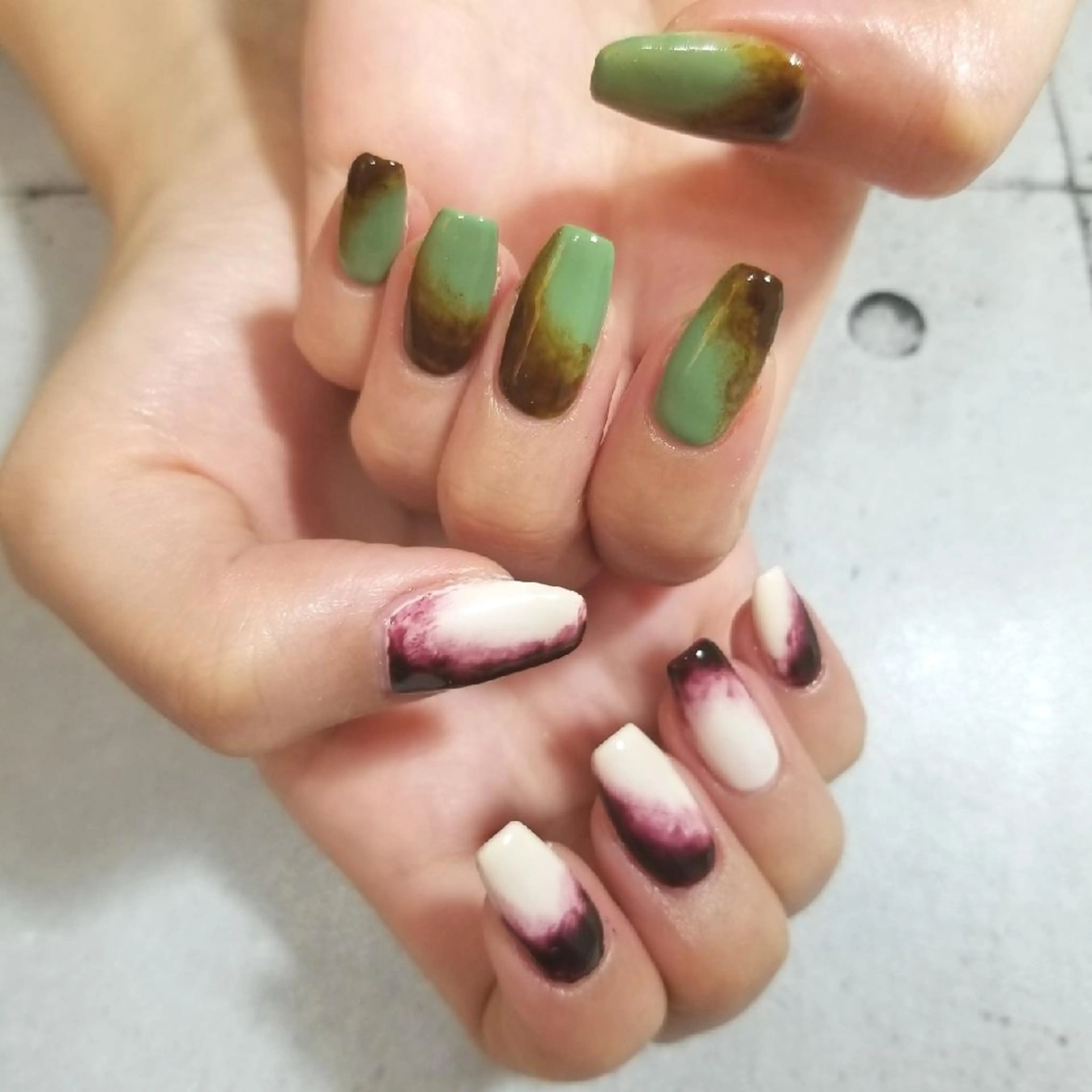 ネイル nijiiro🌈 サトウのネイルデザイン