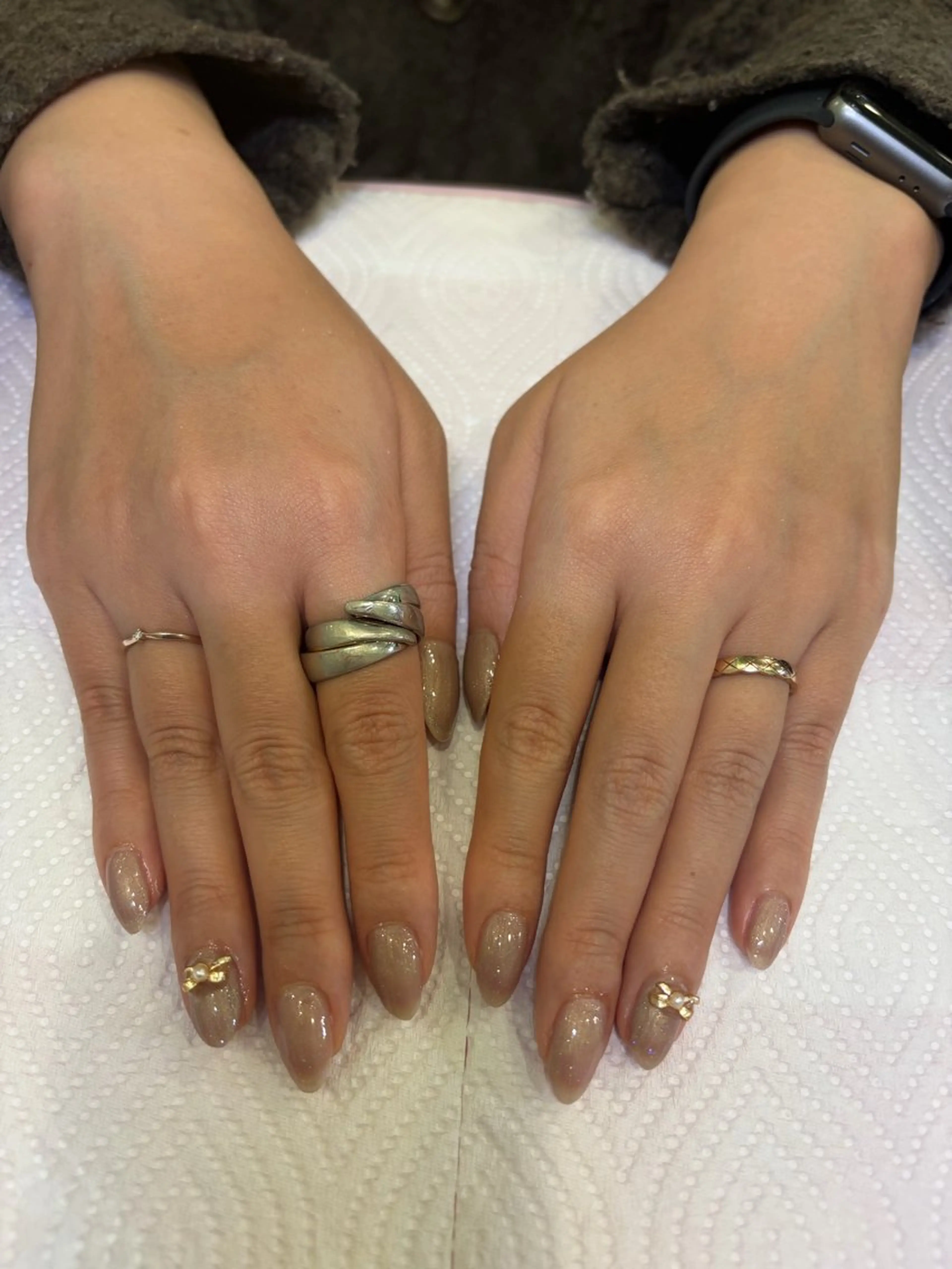 ネイル ワンカラーネイル VENUSBELT HIBIKIのネイルデザイン