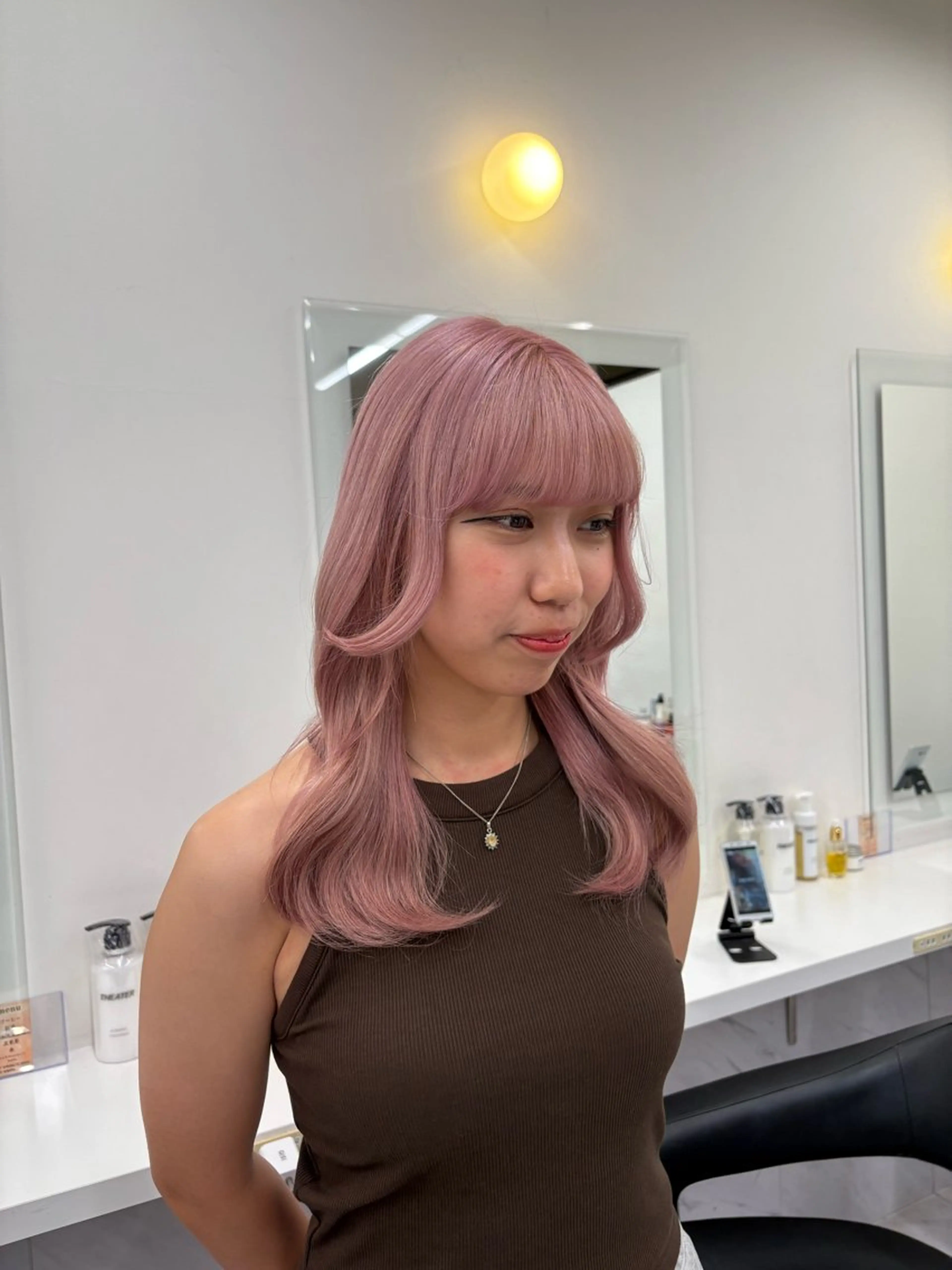 カラー ヘアカラー 透明感ベージュ🤎 ナチュラルレイヤーのヘアスタイル