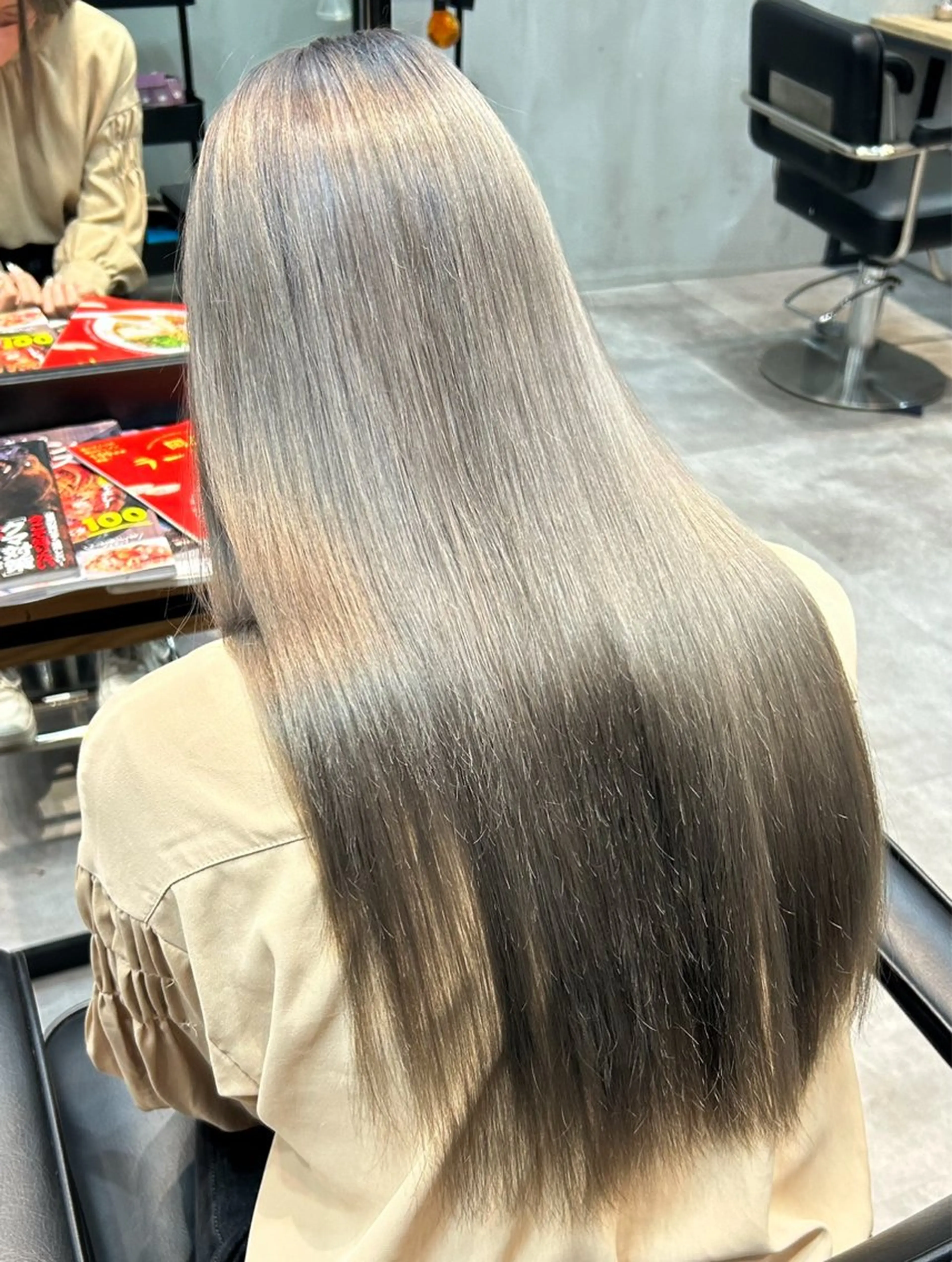 Wカラー（ブリーチ込）＋ナノミストトリートメントの写真