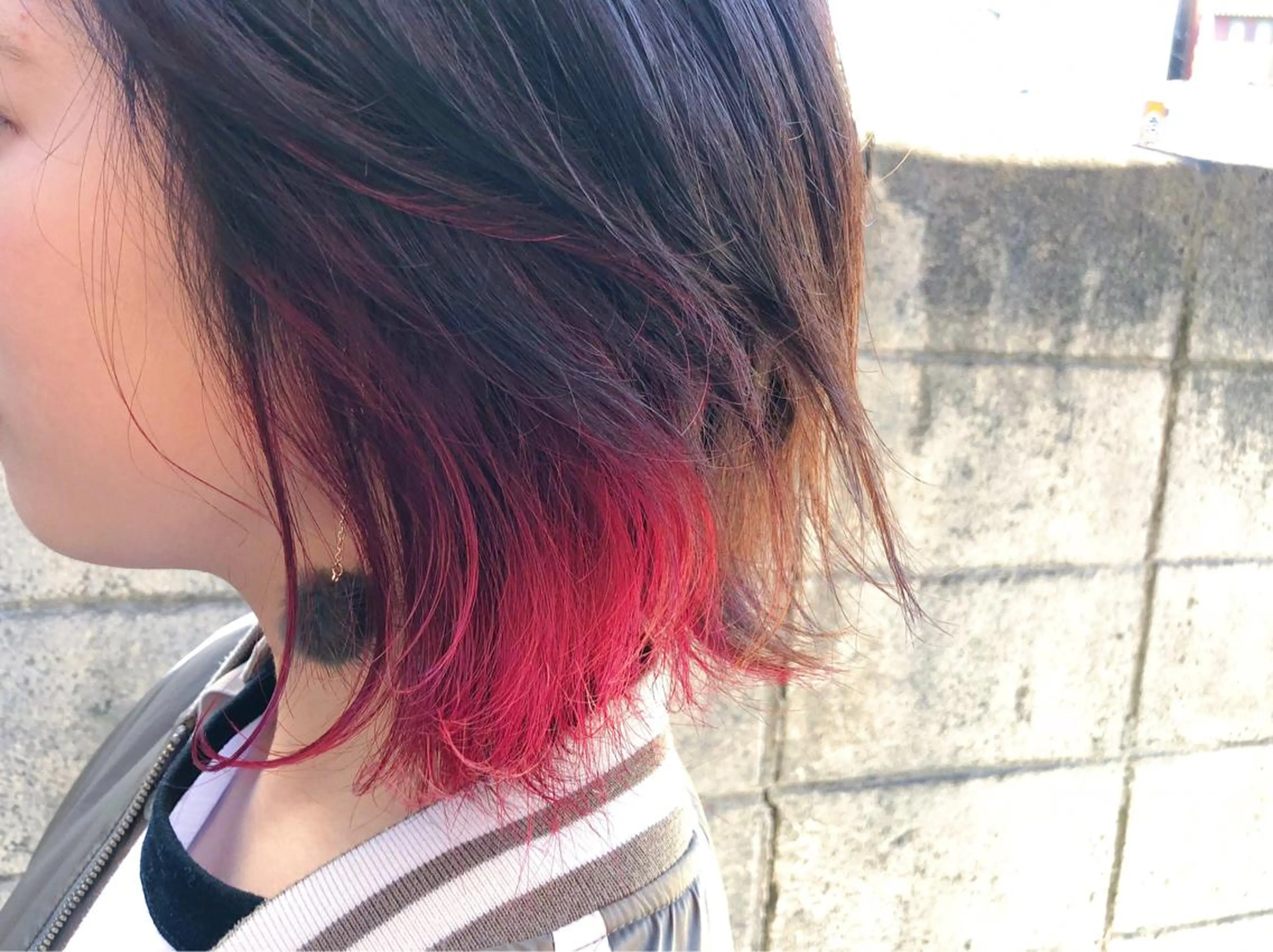 ショート カラー インナーカラー レッドカラー 髪質改善、エクステ 山口卓哉のヘアスタイル