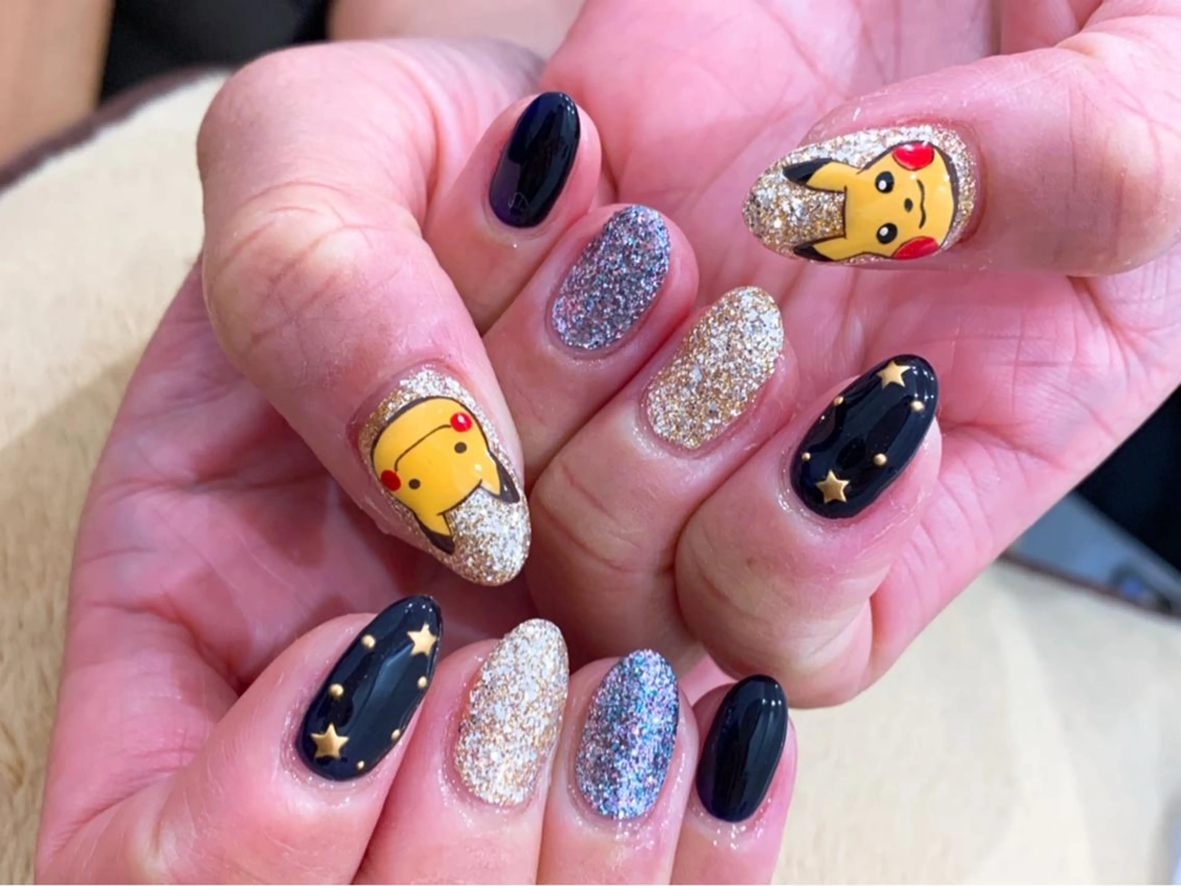 ネイル 持ち込み ハンドネイル 中川 愛理のネイルデザイン