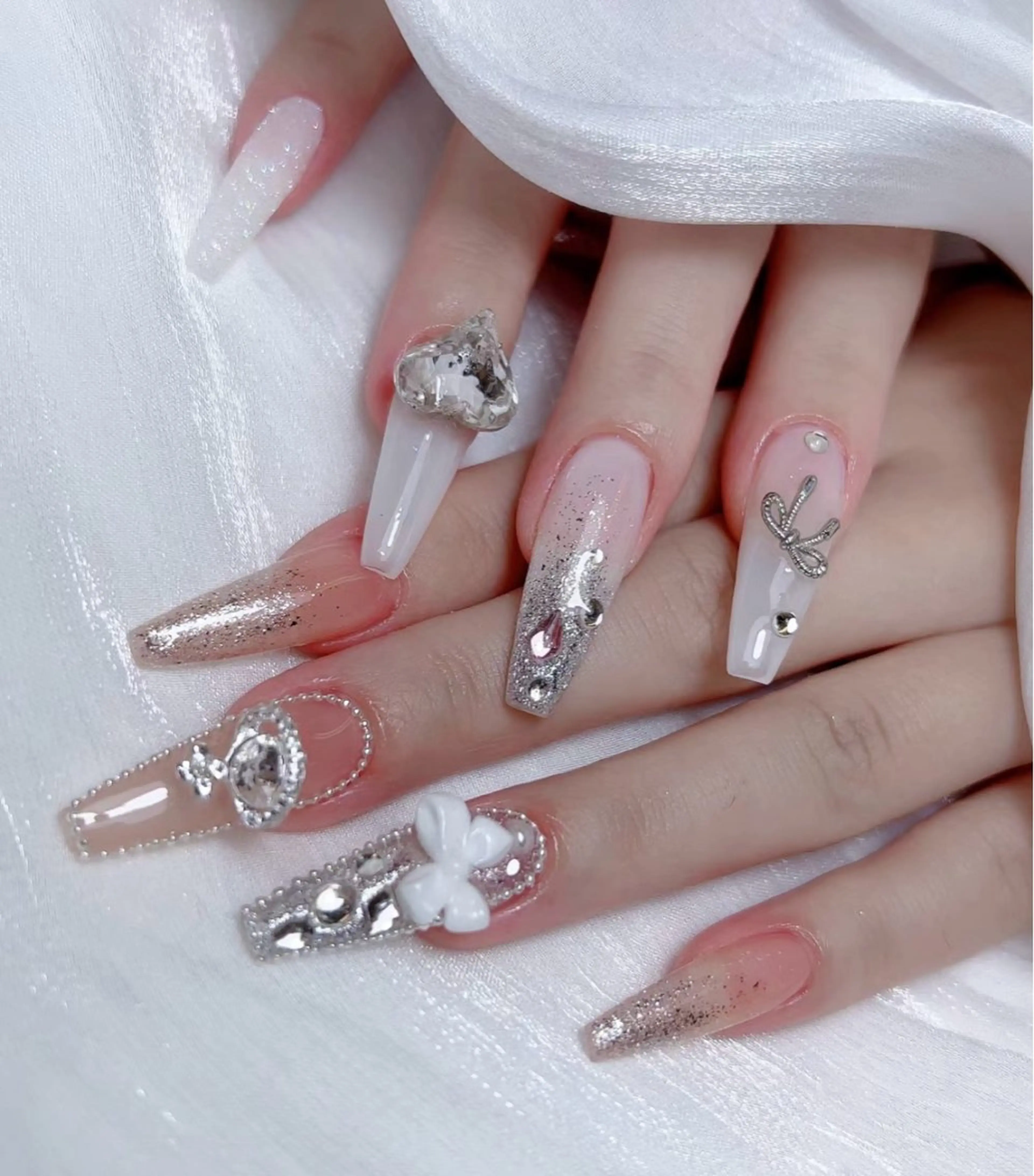 ネイル ハンドネイル D-BEAUTY Nailsalonのネイルデザイン