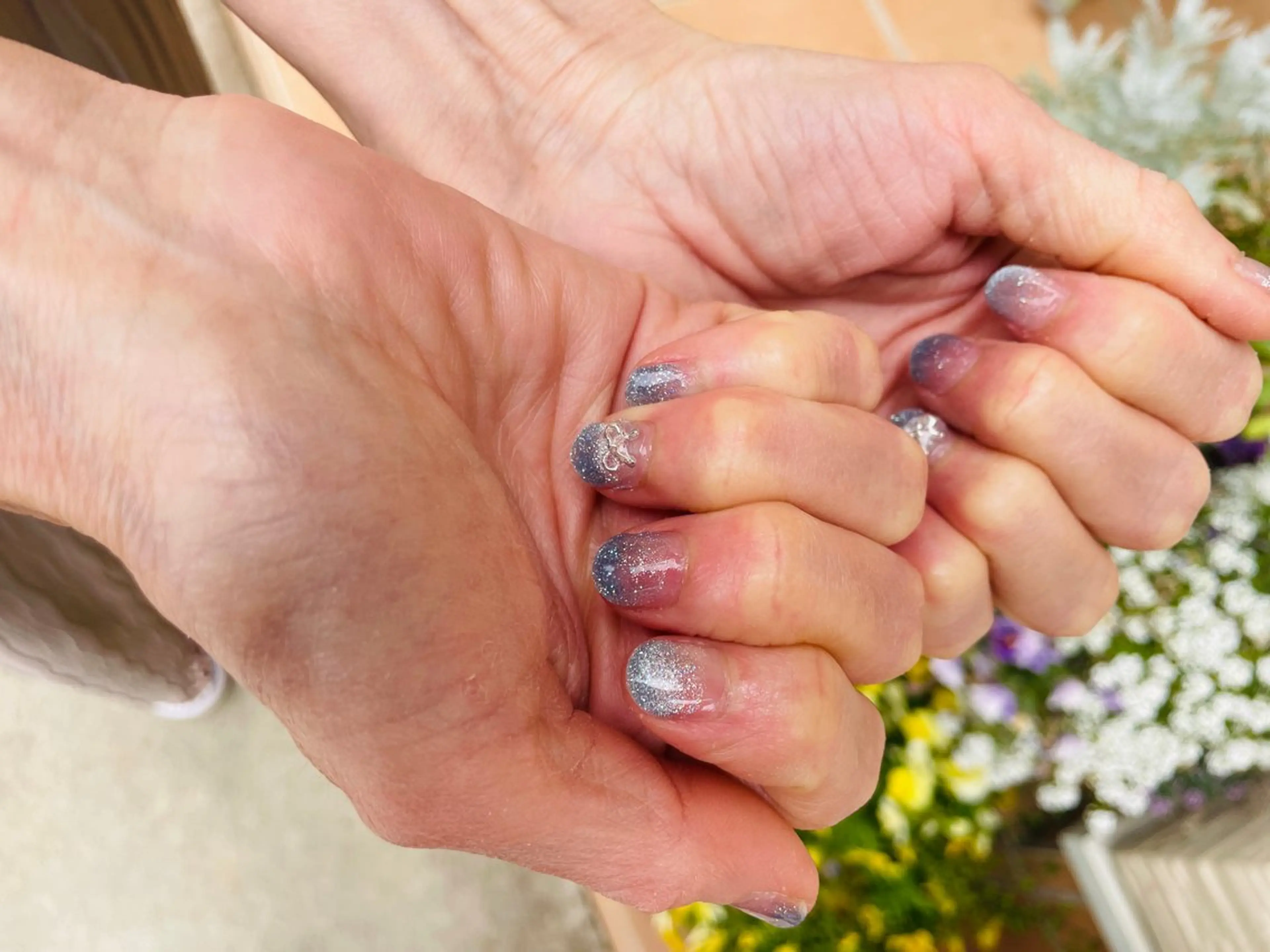 ネイル ブルー フラッシュネイル フラッシュマグ グラデーション マグネットネイル カランテアンネイル KANAのネイルデザイン