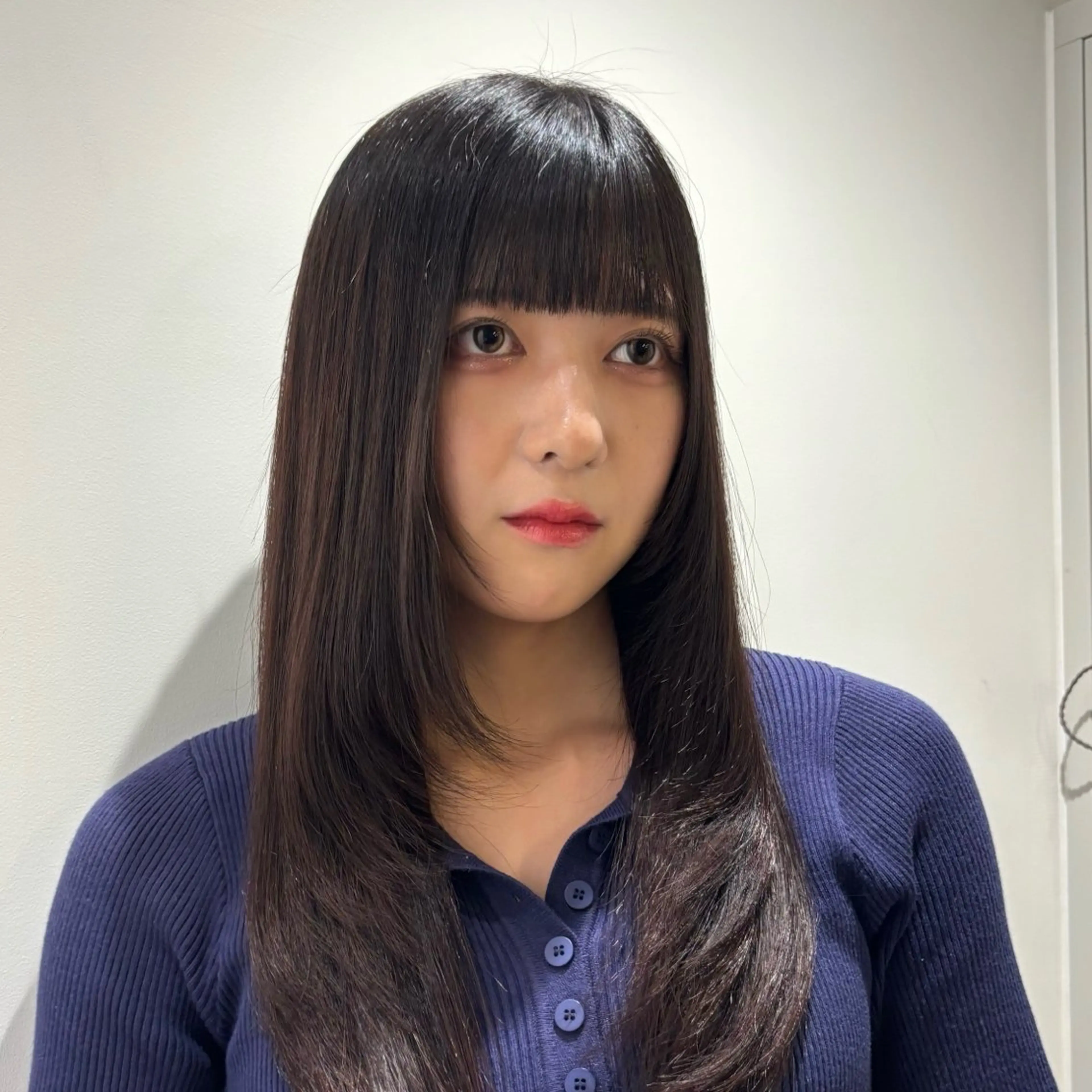 前髪・顔周りカット+透明感カラー💛の写真