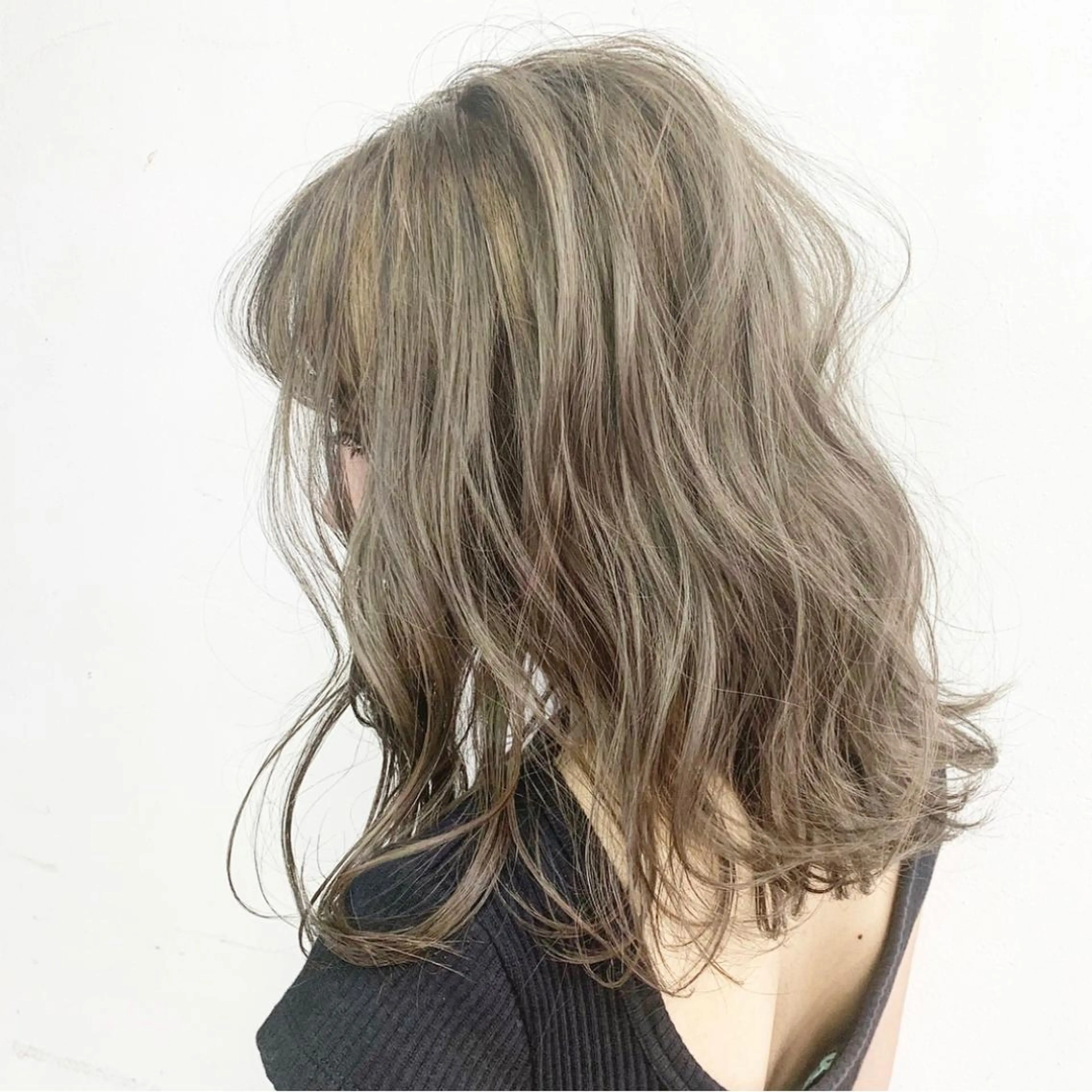 ミディアム カラー ヘアアレンジ ハイトーン/美髪矯正 🍃大江拓実のヘアスタイル